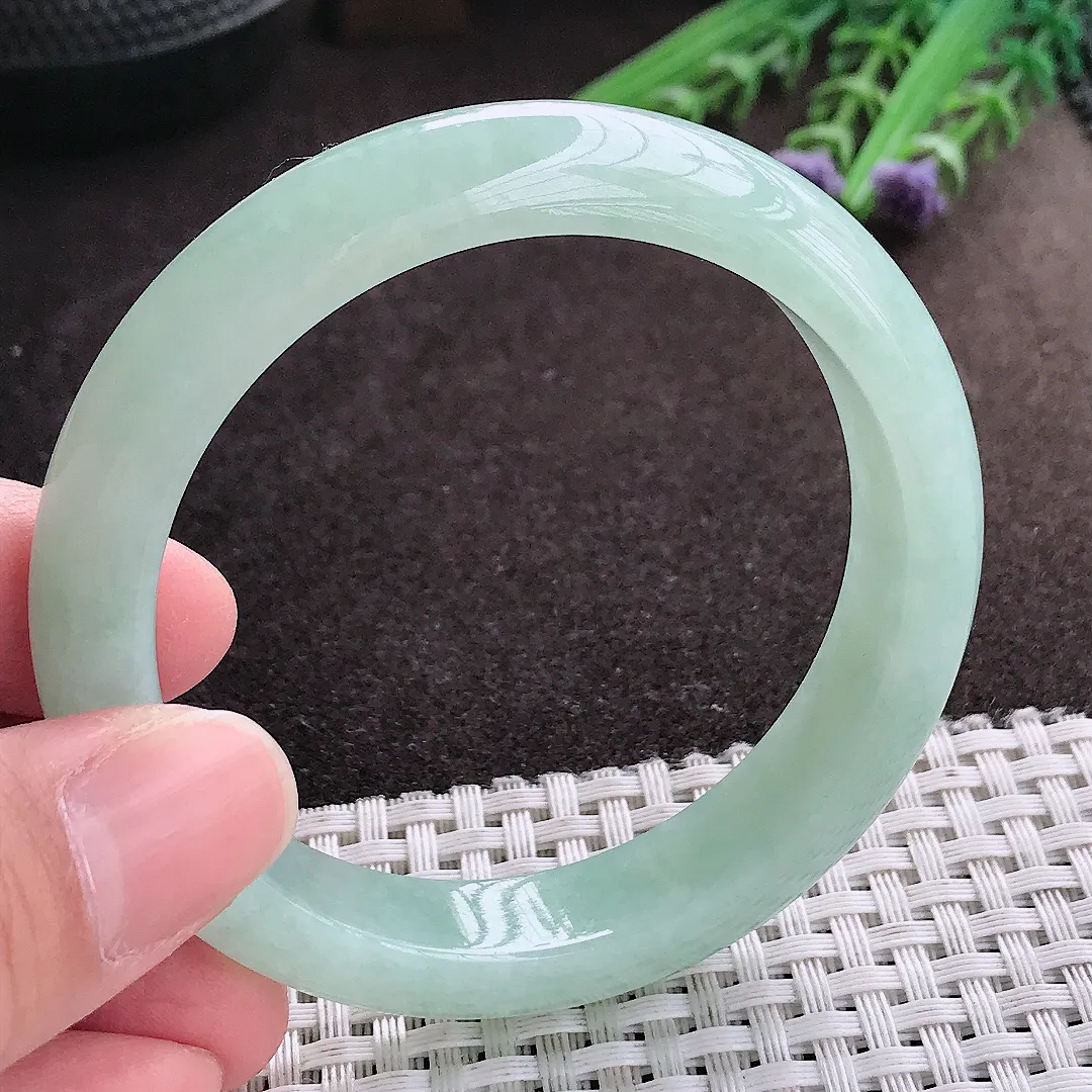 实拍A货翡翠55/12.1/8.1老坑冰润起胶冰晴满绿手镯宽边玉镯