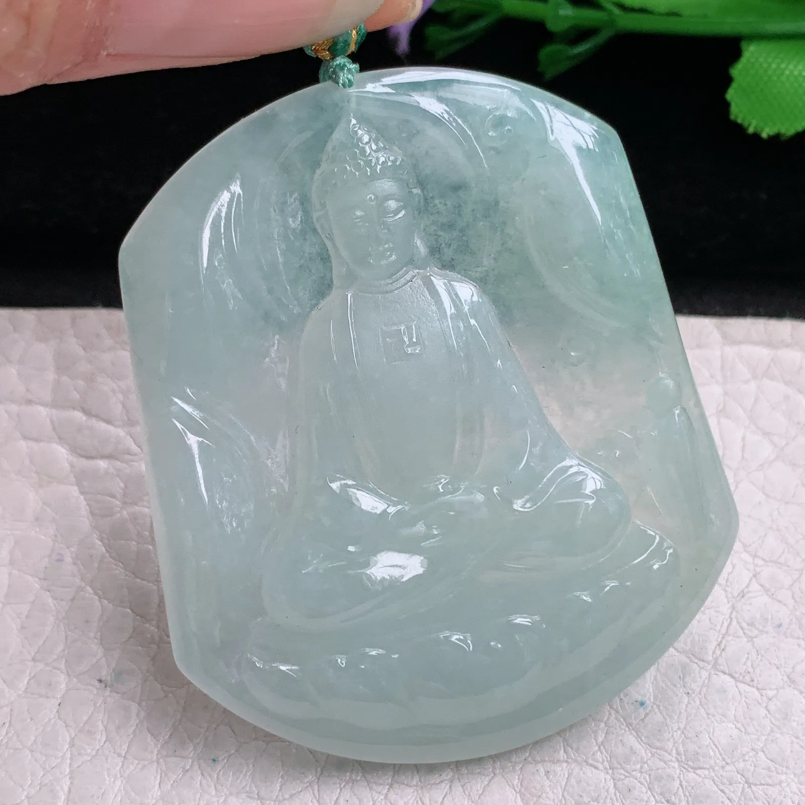 yn实拍51.5*43.8*5缅甸翡翠精雕冰晴大日如来佛祖 佛主玉吊坠 玉挂坠
