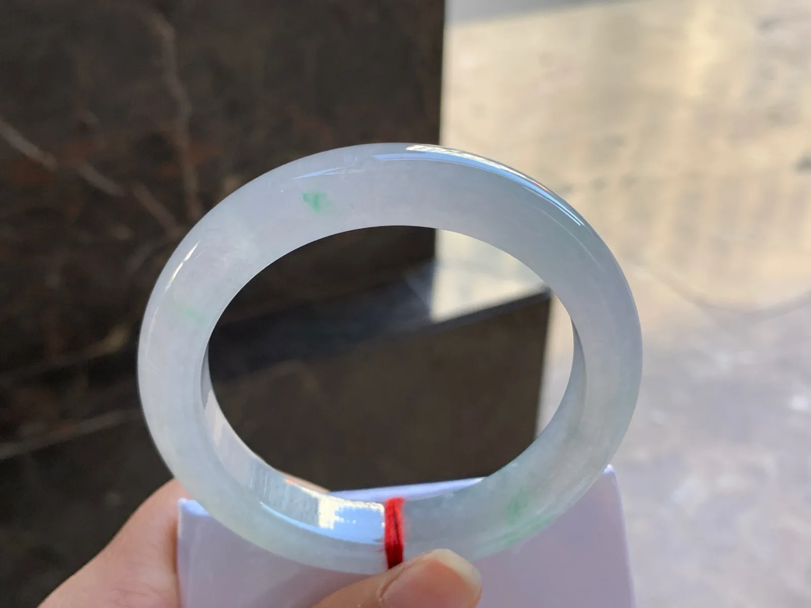 56-12.1-9.3

冰种手镯^_^清新冰透