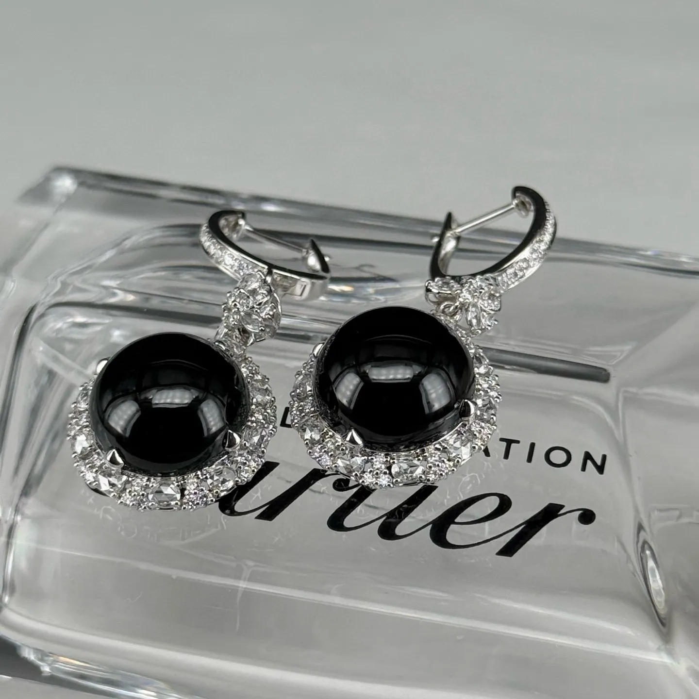 精品豪镶墨翠蛋面耳坠 种好色正 黑度极好 打灯通透 油性十足 尺寸13.9