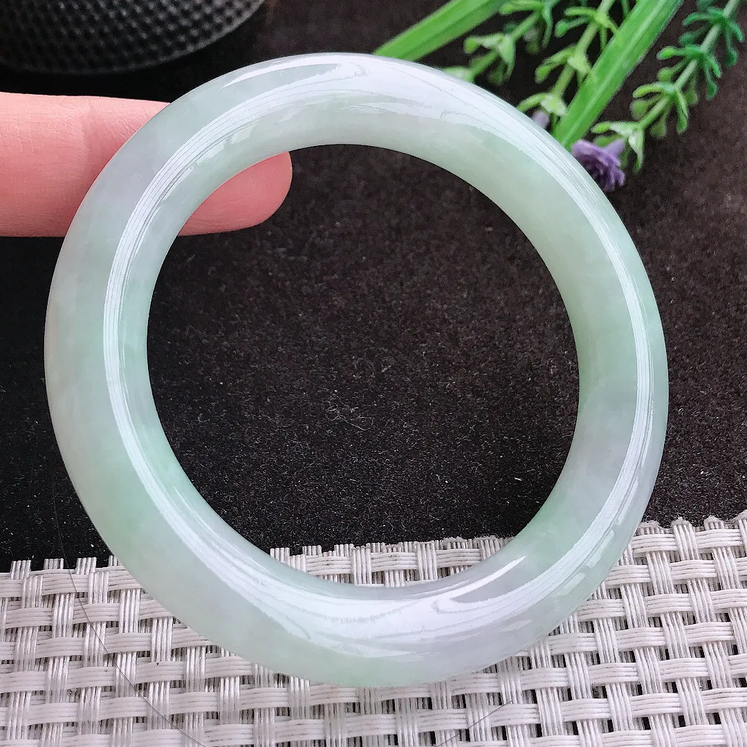 实拍A货翡翠55/10.9/11.1老坑冰胶水灵冰晴圆条手镯翡翠玉镯子