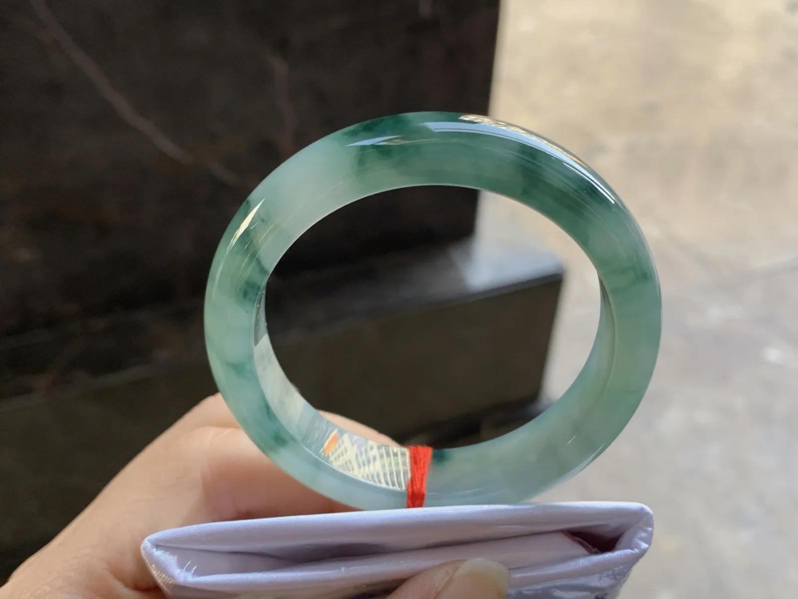 51-12.5-7.8

蓝花手镯^_^飘花浓郁 细腻