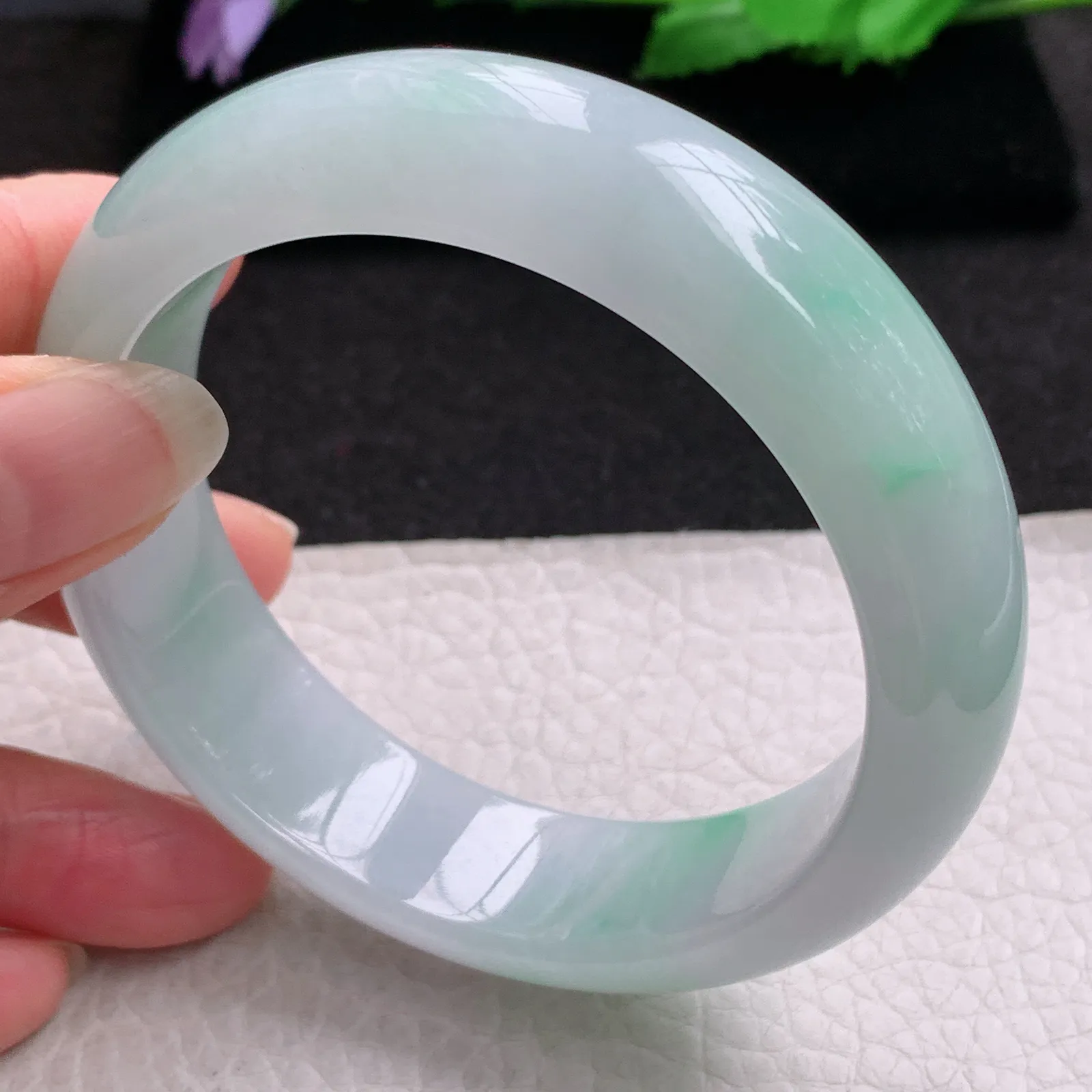 nr大圈口60*17.5*8.8轮胎镯 缅甸翡翠a货玉手镯冰飘阳绿大气宽边玉手环