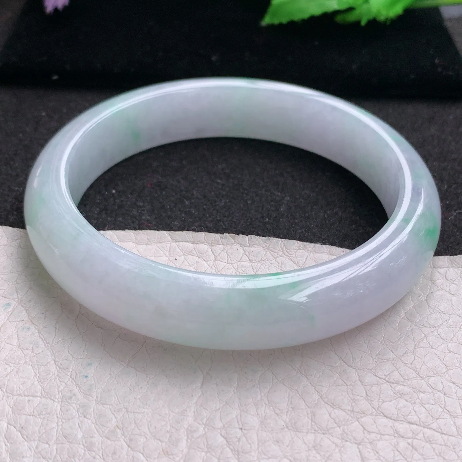 xd大圈口61*13*8.5平安镯 缅甸翡翠a货玉手镯淡春带彩宽边玉手环