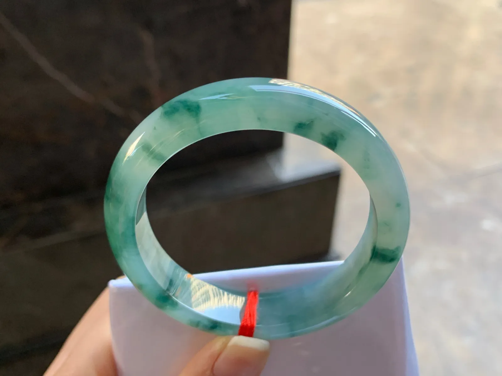 51-12.5-7.8

蓝花手镯^_^飘花浓郁 细腻