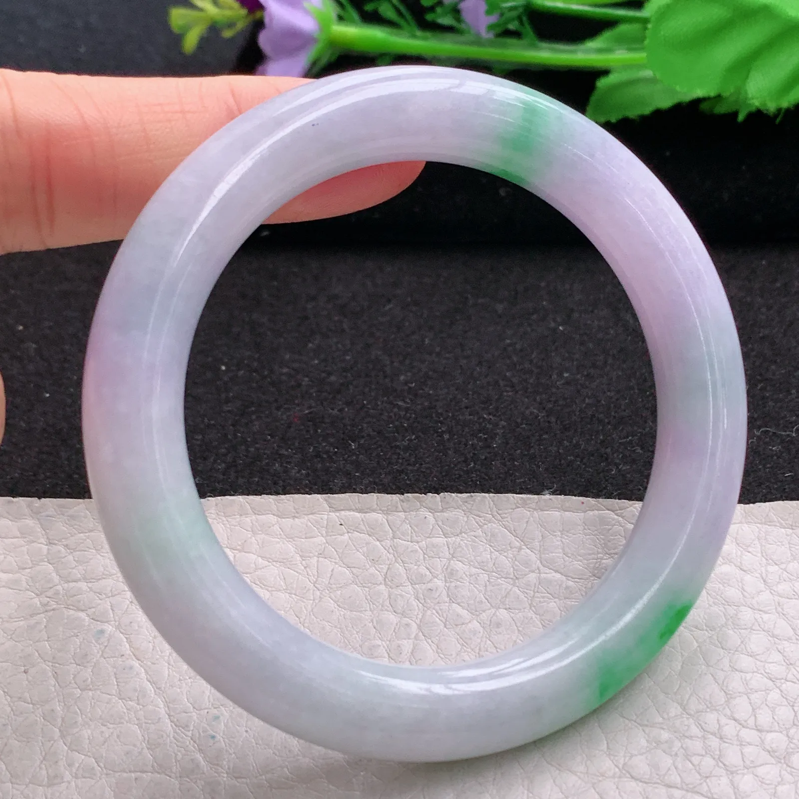 yh自然光54.5*9.5*9.8美人镯 缅甸翡翠a货玉手镯春带彩圆条玉手环