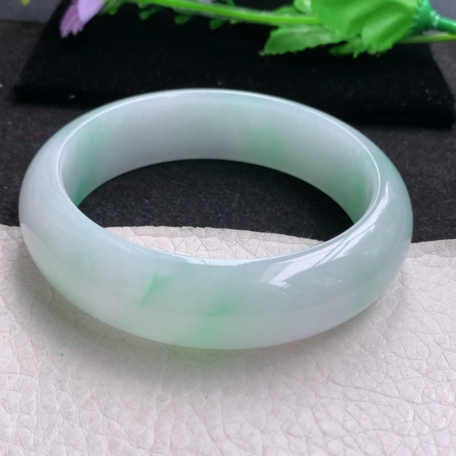 nr大圈口60*17.5*8.8轮胎镯 缅甸翡翠a货玉手镯冰飘阳绿大气宽边玉手环