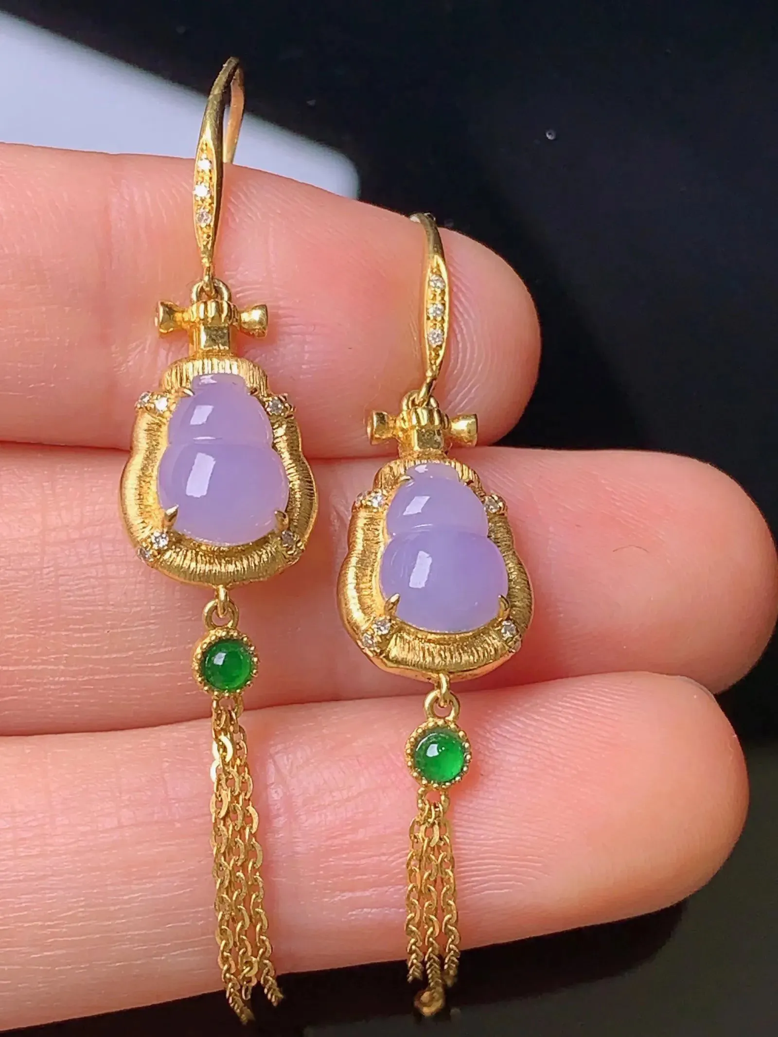 18金钻镶嵌紫罗兰葫芦耳坠 玉质细腻 色泽清新艳丽 整体尺寸60*9.5*5.1