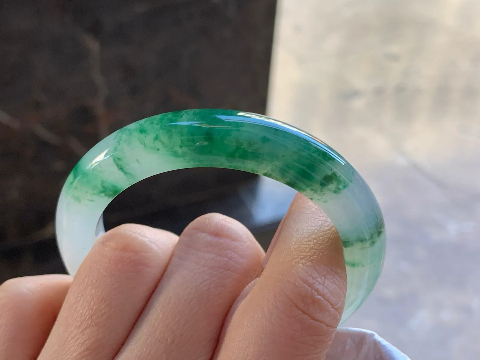 51-10.7-9.3

绿花手镯^_^飘花浓郁