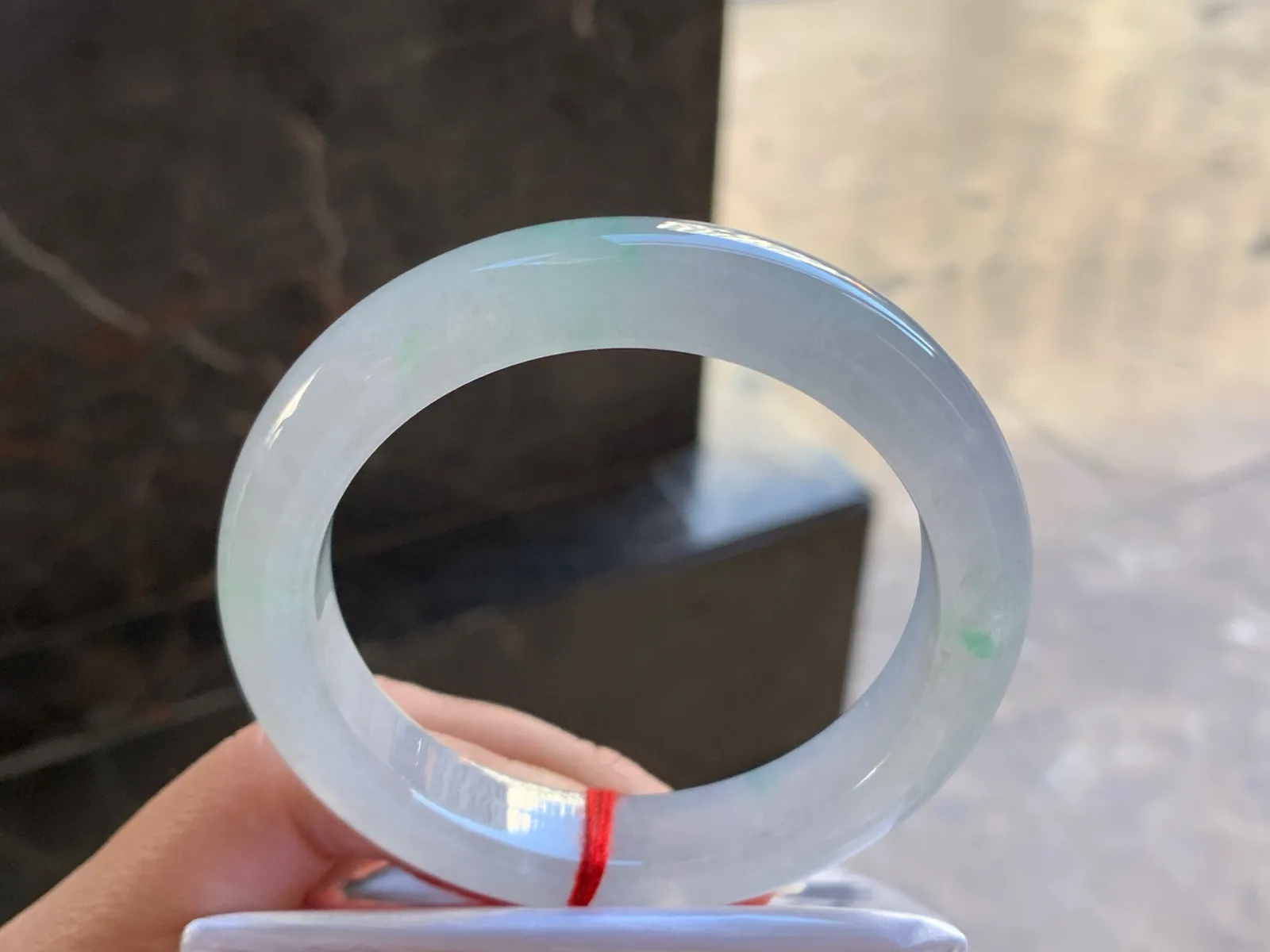 56-12.1-9.3

冰种手镯^_^清新冰透