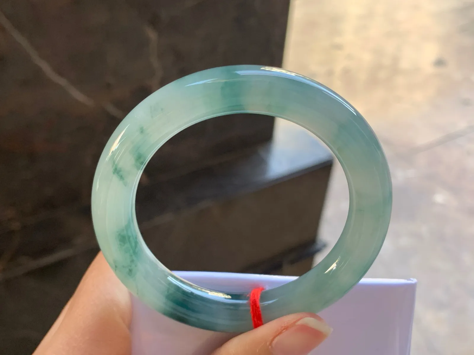 52.5-10

蓝花圆条手镯^_^飘花浓郁