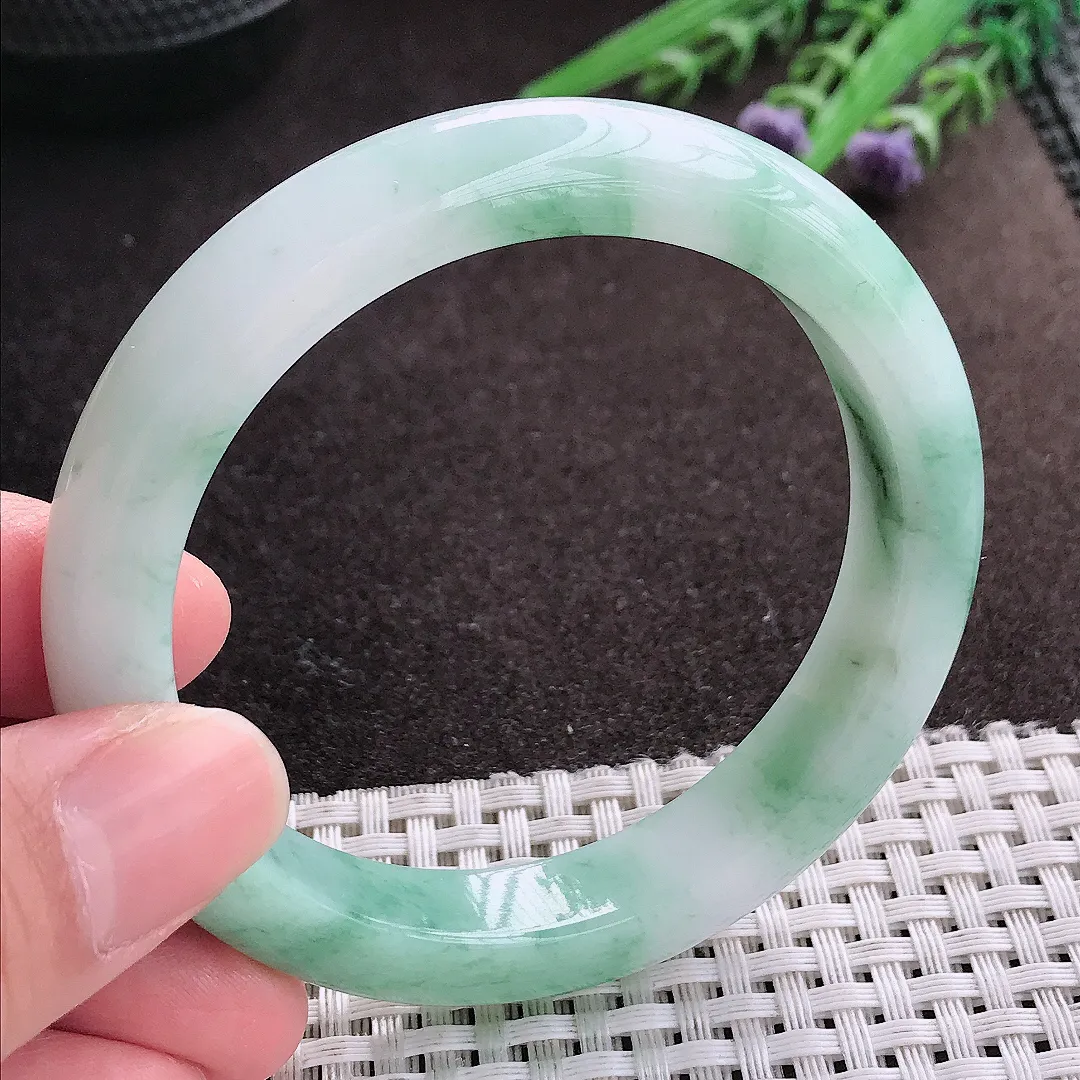 实拍A货翡翠56.5/11.4/8.5老坑冰润飘花手镯宽边玉镯子