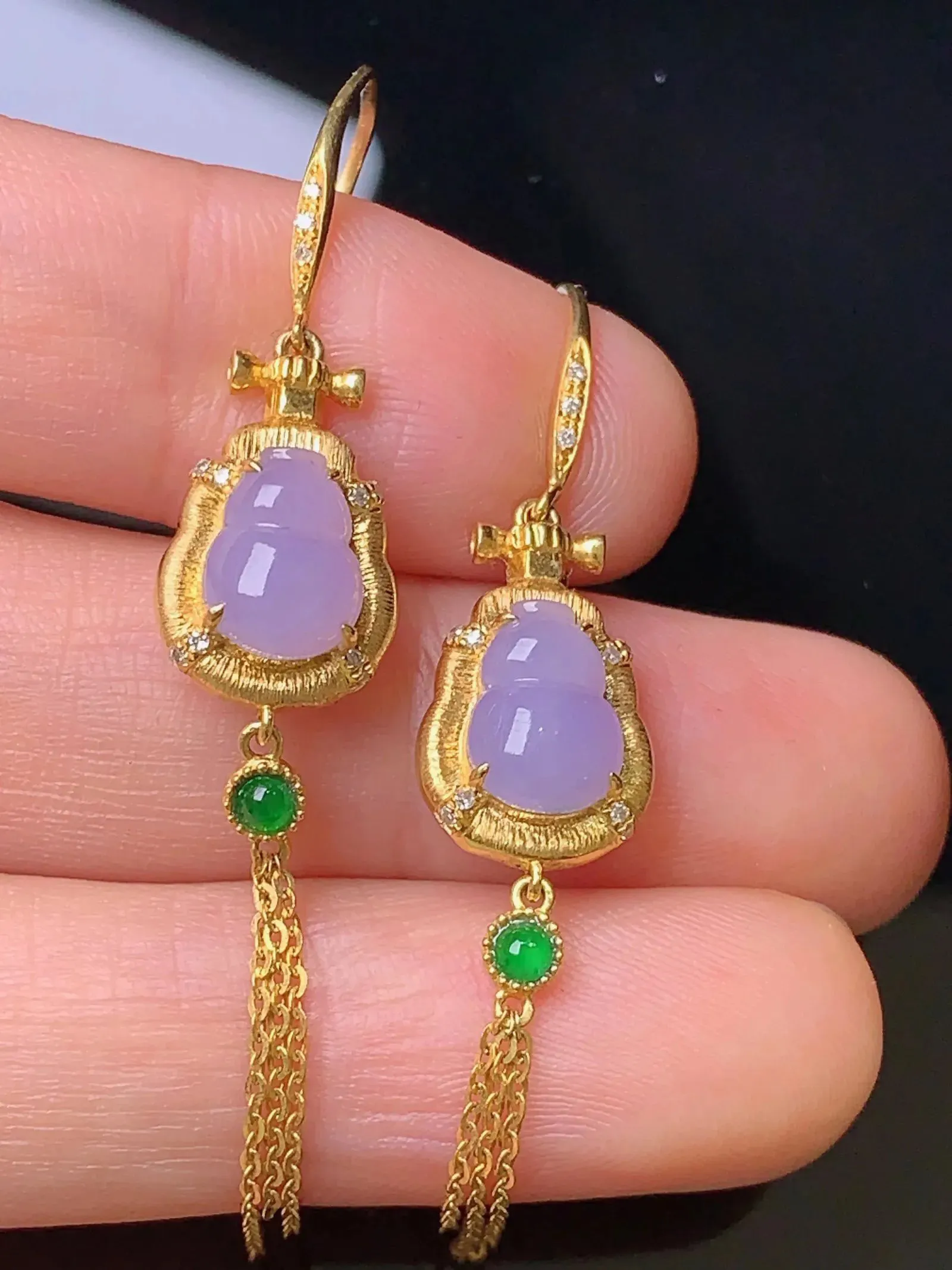 18金钻镶嵌紫罗兰葫芦耳坠 玉质细腻 色泽清新艳丽 整体尺寸60*9.5*5.1