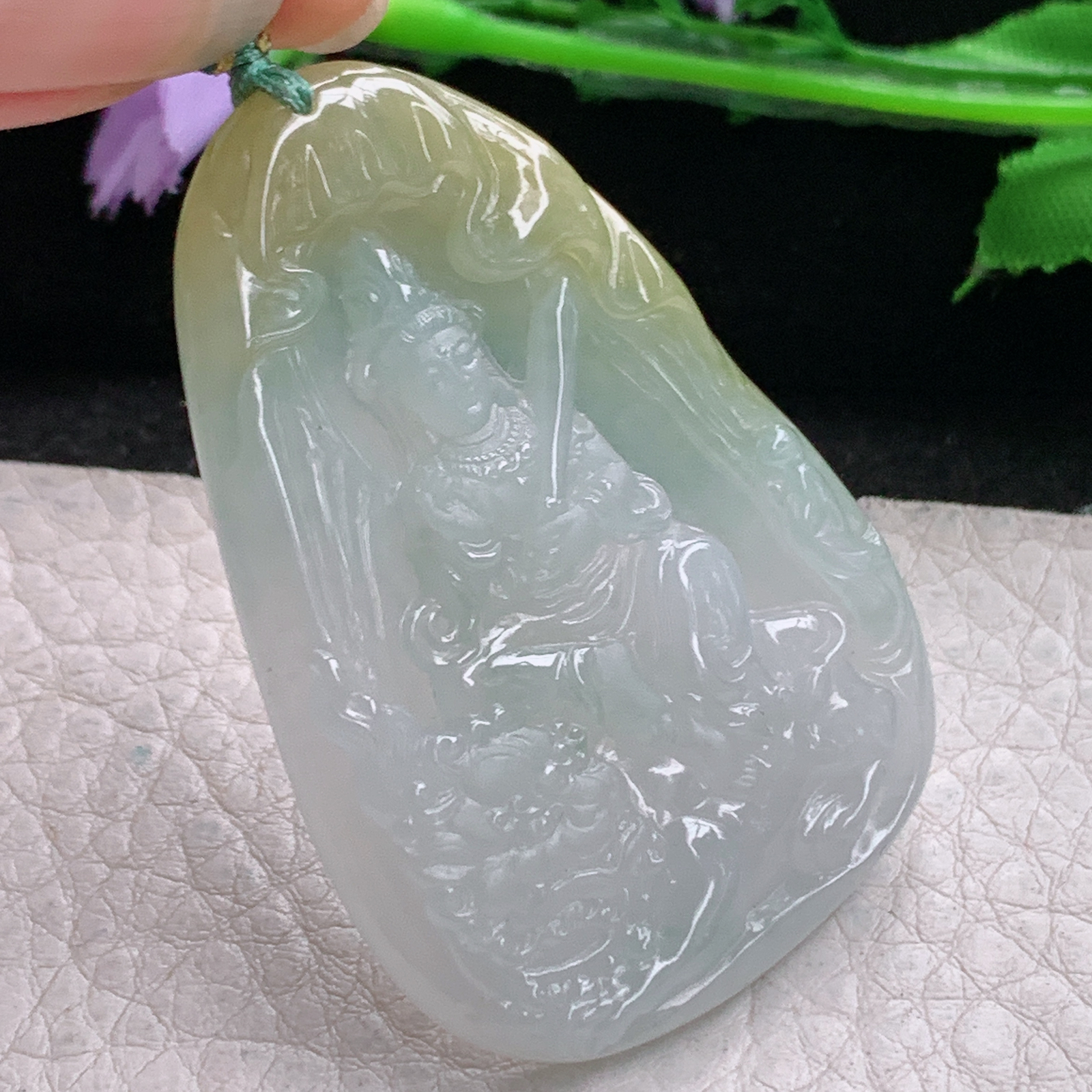 yn实拍53*36.5*5缅甸翡翠精雕佛光普照文殊菩萨玉吊坠 玉挂坠
