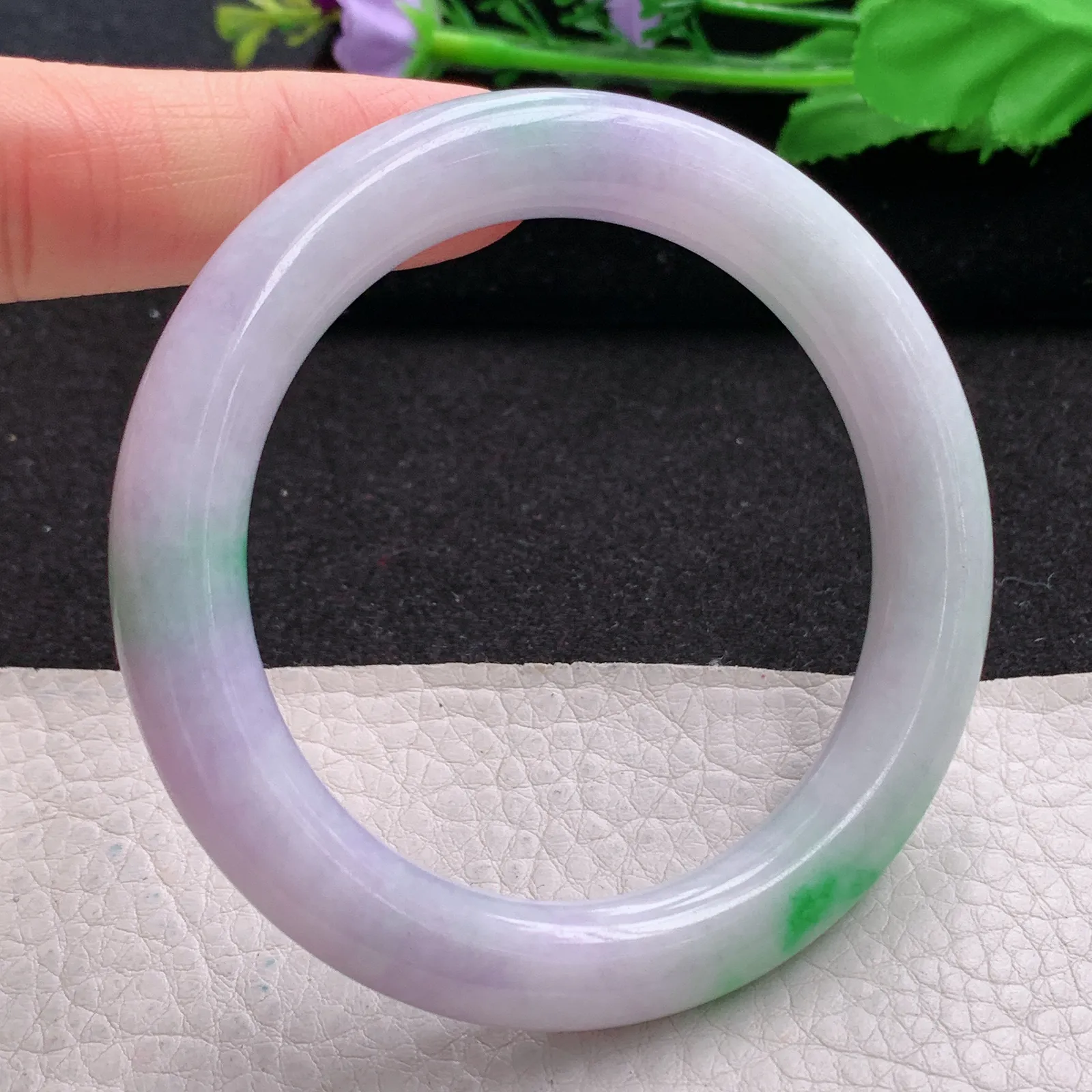 yh自然光54.5*9.5*9.8美人镯 缅甸翡翠a货玉手镯春带彩圆条玉手环