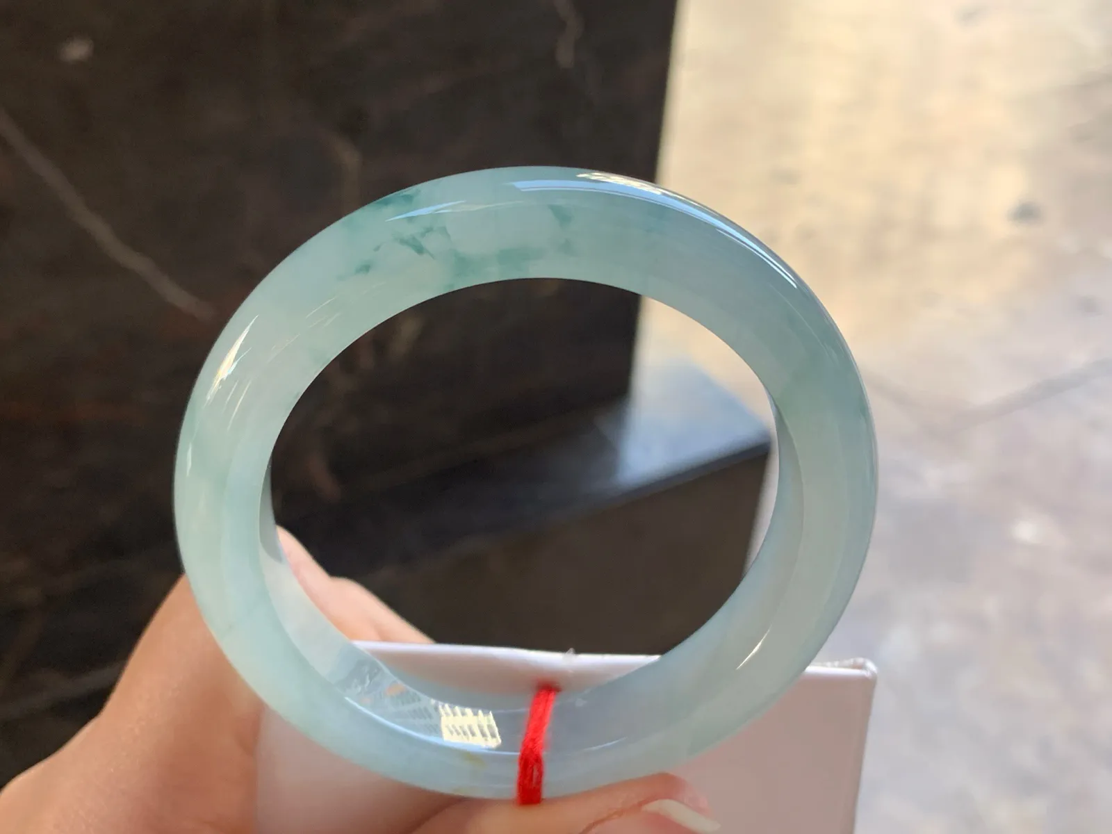 57-12.4-9.4

蓝花手镯^_^飘花灵韵 细腻