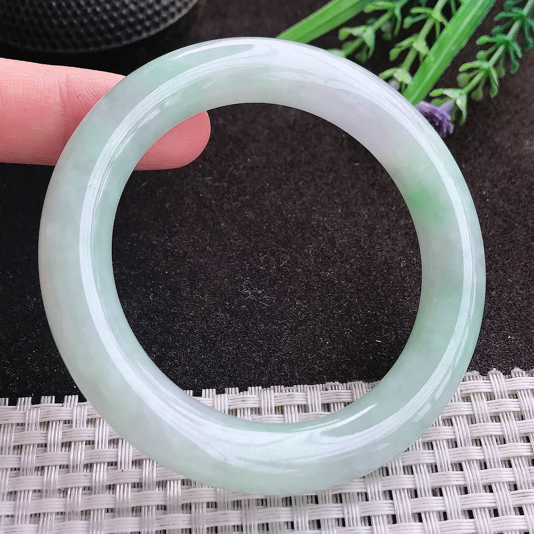 实拍A货翡翠55/10.9/11.1老坑冰胶水灵冰晴圆条手镯翡翠玉镯子