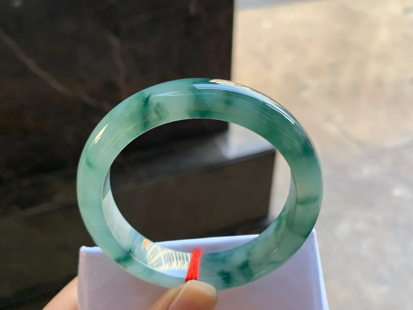 51-12.5-7.8

蓝花手镯^_^飘花浓郁 细腻