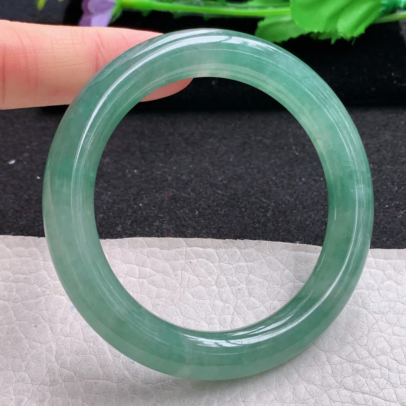 xd自然光55*9.5*10美人镯 缅甸翡翠a货玉手镯冰油飘花圆条玉手环