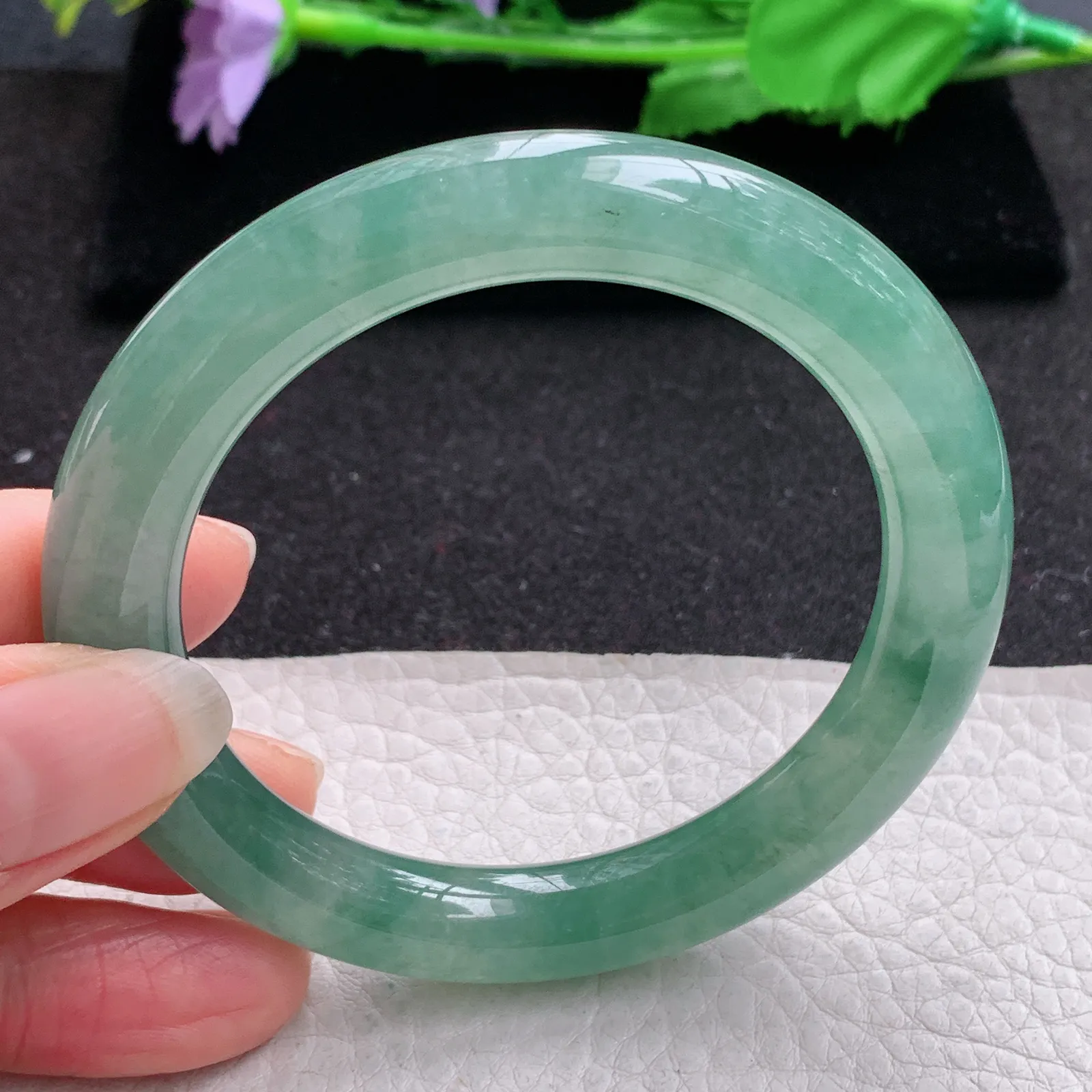 xd自然光55*9.5*10美人镯 缅甸翡翠a货玉手镯冰油飘花圆条玉手环