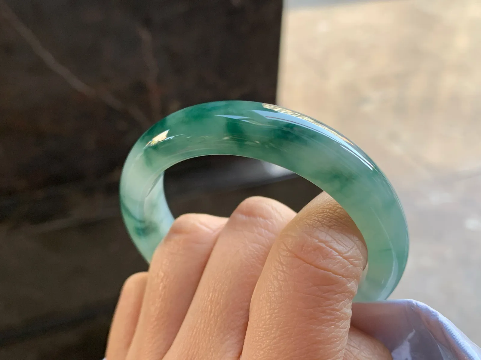 51-12.5-7.8

蓝花手镯^_^飘花浓郁 细腻