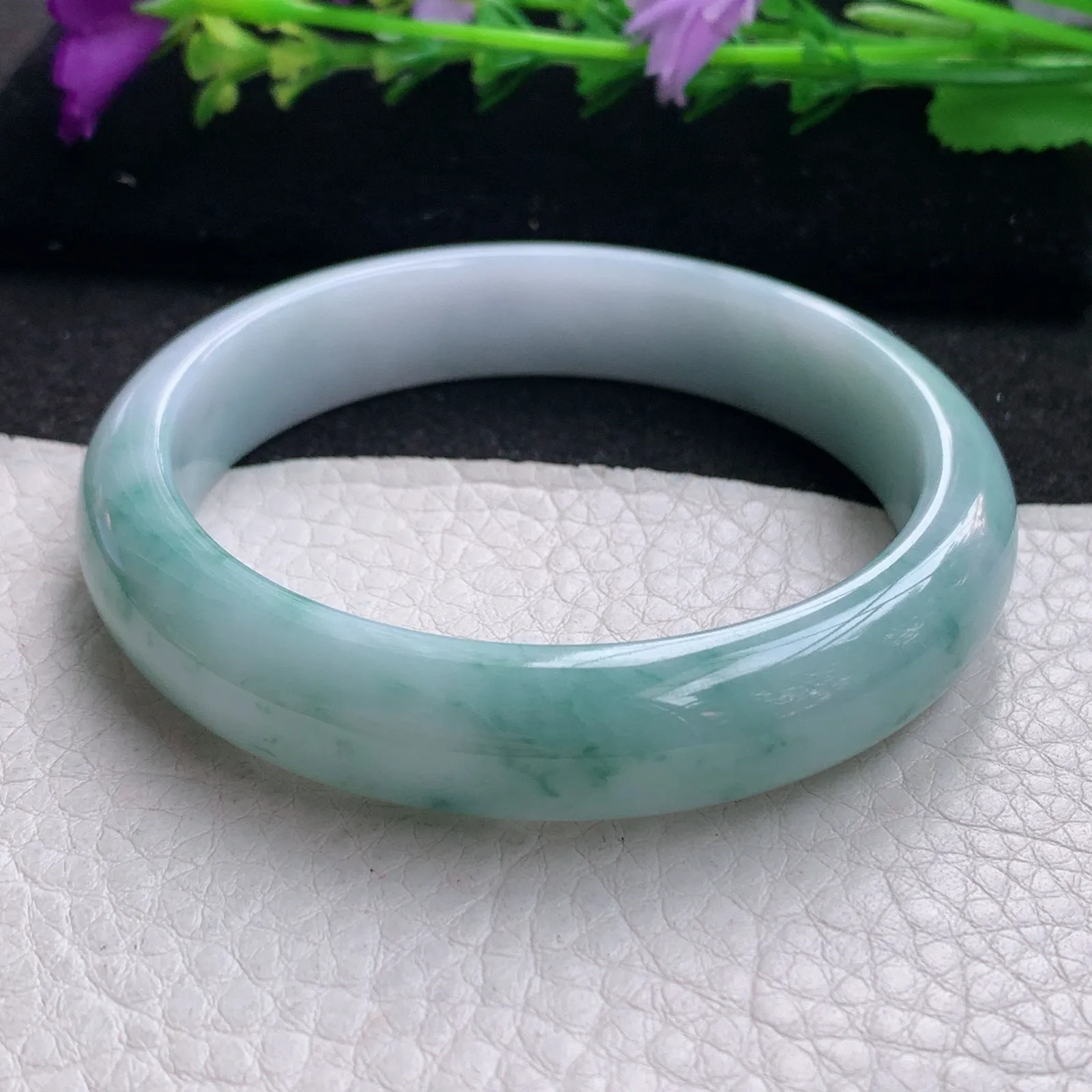 js实拍56.5*12.5*7.5平安镯 缅甸翡翠精美水润飘花宽边玉手镯 玉手环