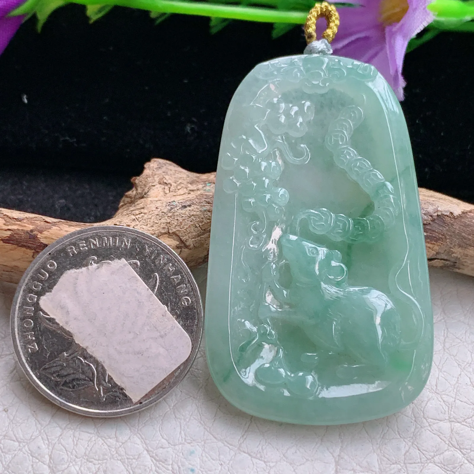 rp实拍50*38*5.3缅甸翡翠精雕飘花招财老鼠 生肖鼠玉吊坠 玉挂坠