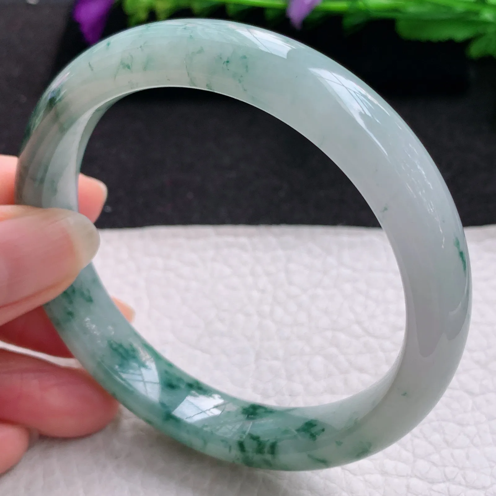 hh实拍59*12.3*8平安镯 缅甸翡翠精美冰飘花灵动宽边玉手镯 玉手环