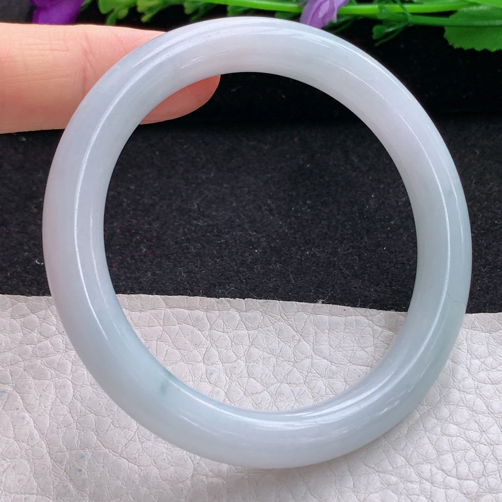 nr实拍55*8.3*8.8美人镯 缅甸翡翠a货玉手镯飘花圆条玉手环 叮当镯