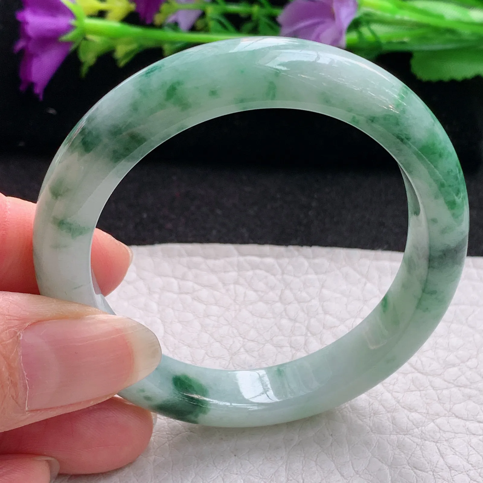 js实拍56.5*48.5*10*7.3轮胎镯 缅甸翡翠精美水润飘花椭圆宽边玉手镯 玉手环