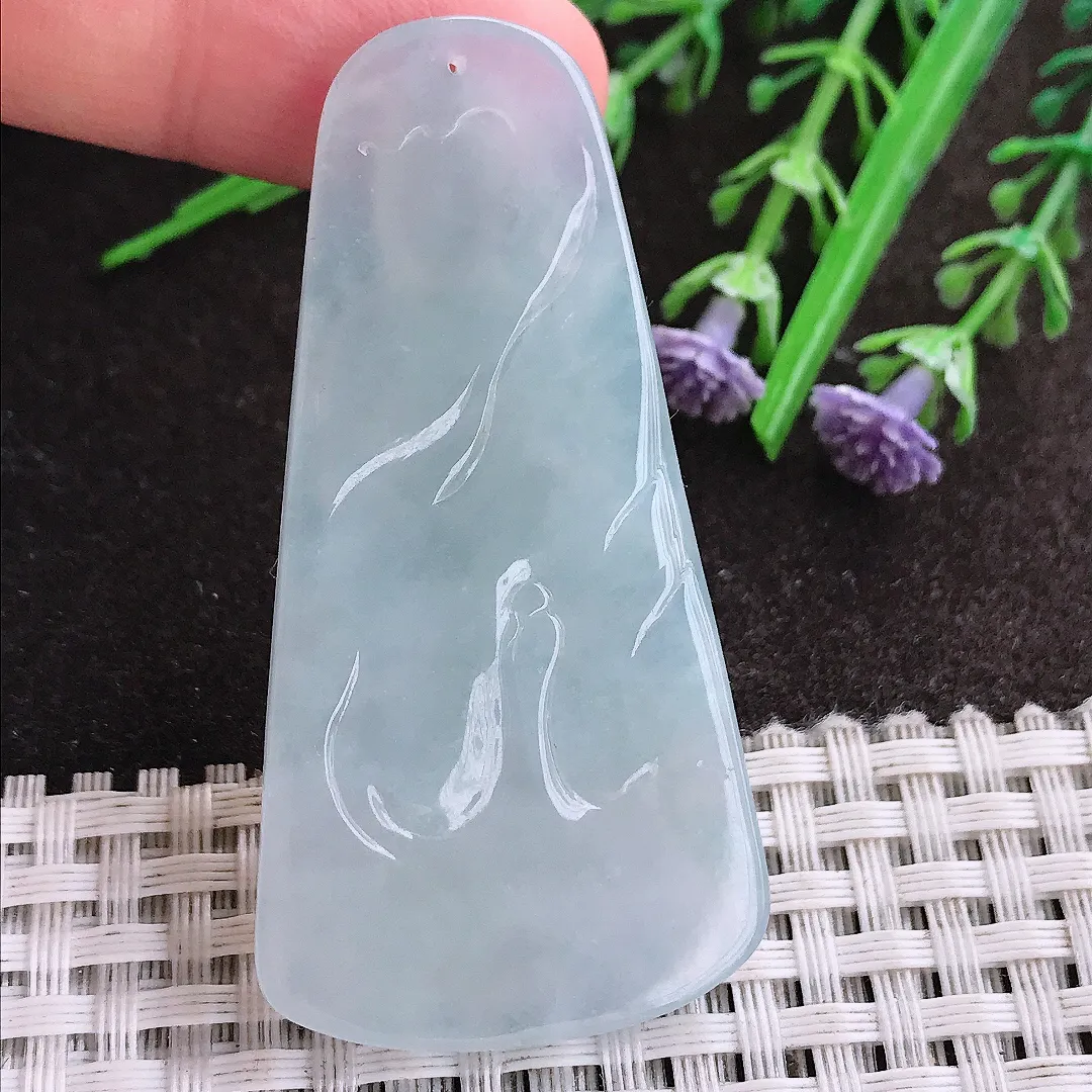 实拍A货翡翠58.5/29.8/6老坑冰胶果冻冰晴大势至菩萨吊坠翡翠持莲观音挂件