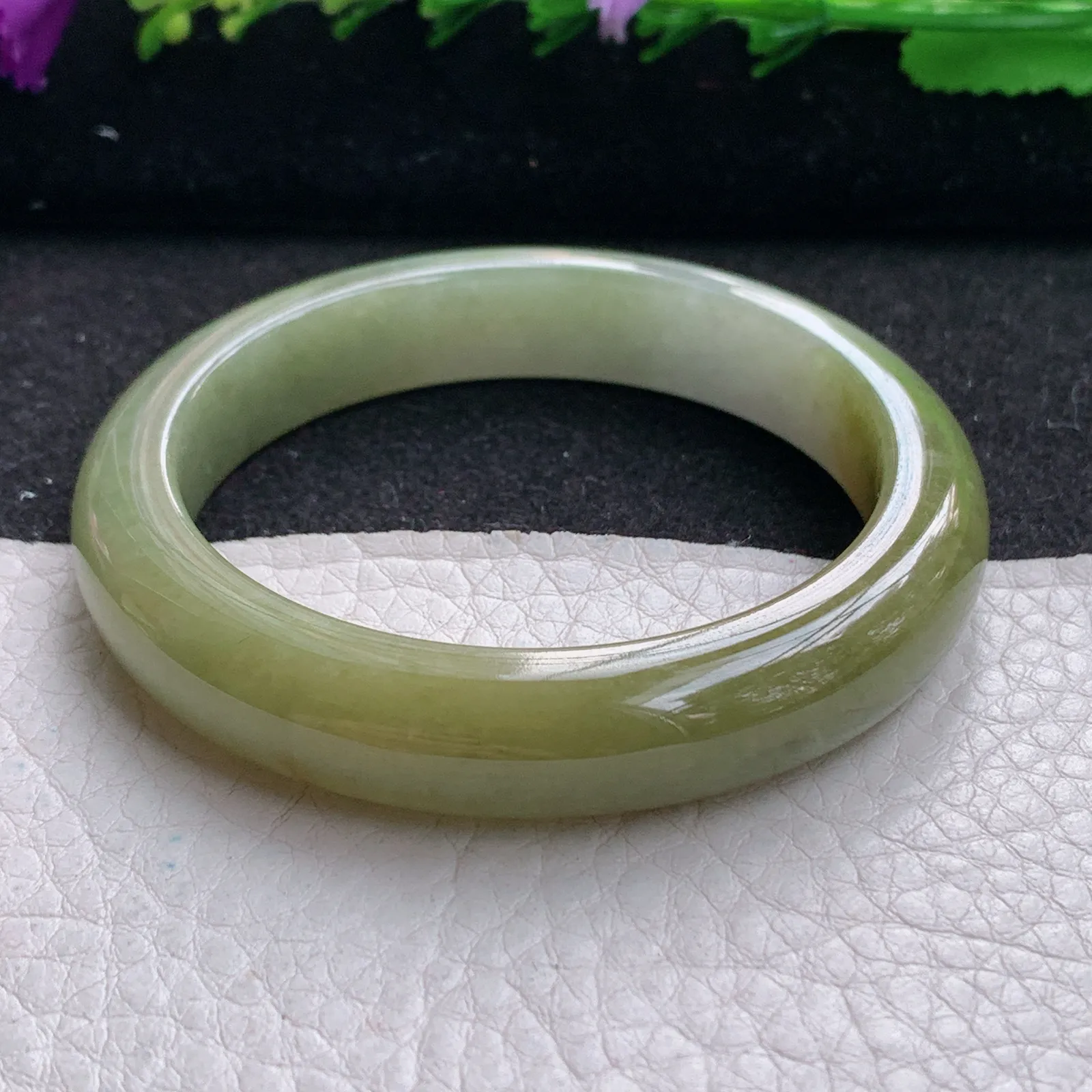 z小圈口51.8*11*8平安镯 缅甸翡翠精美冰双彩秀气宽边玉手镯 玉手环