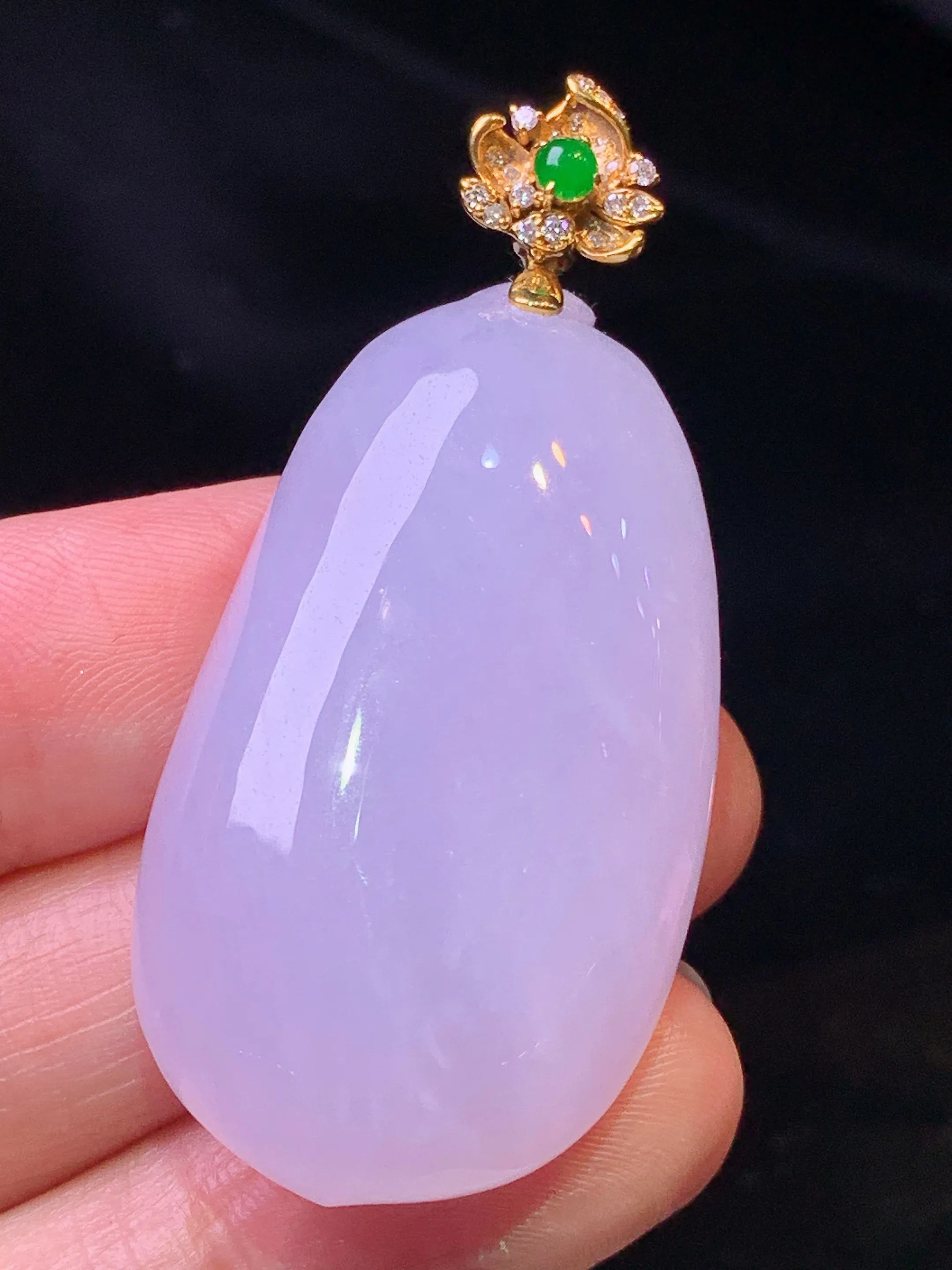 18金钻镶嵌紫罗兰福瓜吊坠 玉质细腻 色泽清新艳丽 整体尺寸49.5*23*10