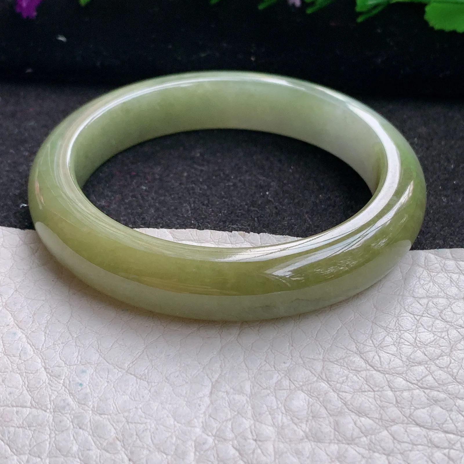 z小圈口51.8*11*8平安镯 缅甸翡翠精美冰双彩秀气宽边玉手镯 玉手环