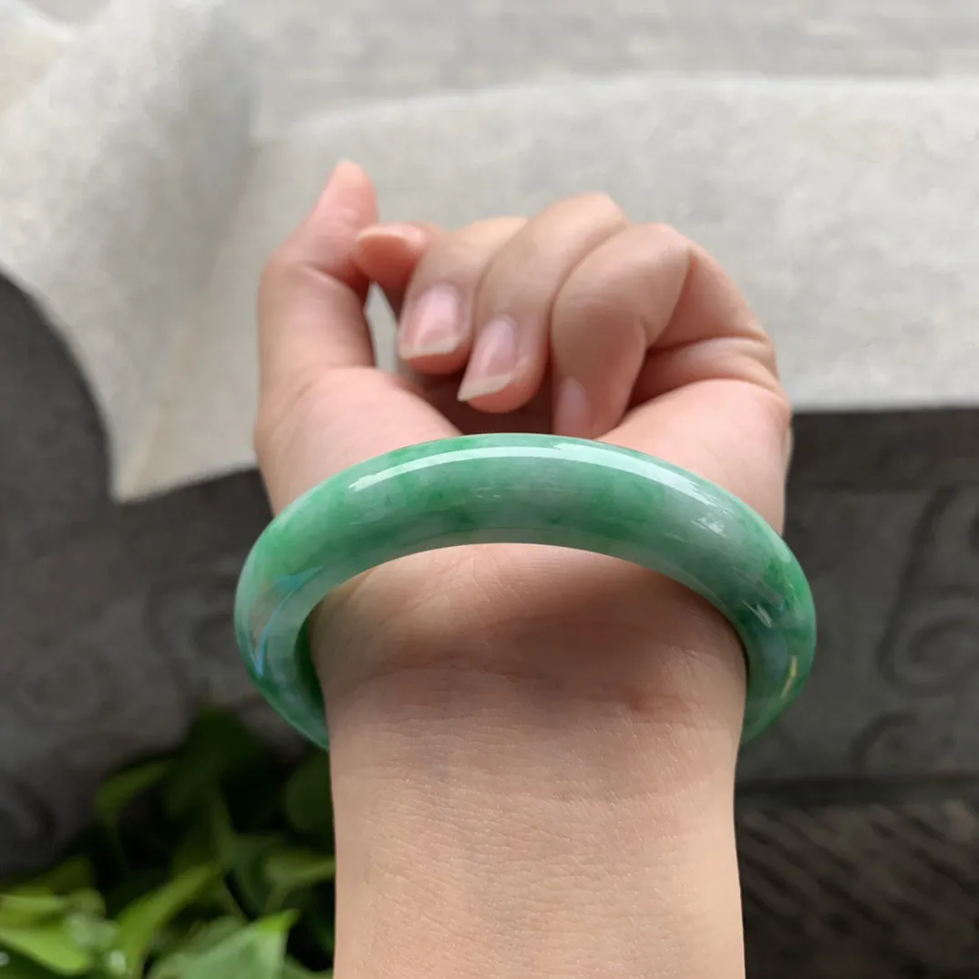 圈口54.6-11.9-8.2 【满绿正圈手镯】正圈54 55可戴