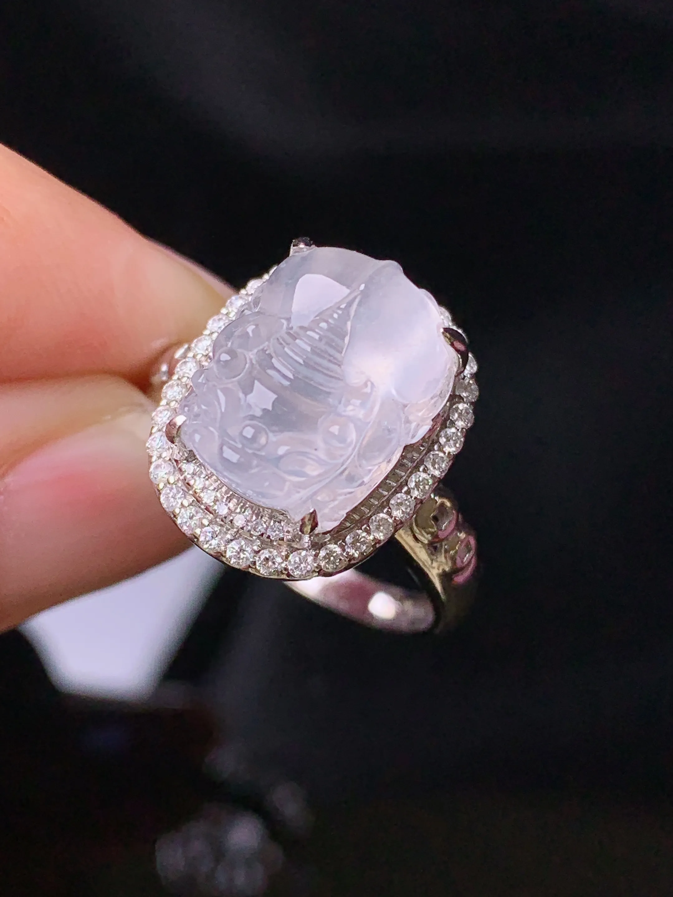 18金钻镶嵌冰种貔貅戒指 玉质细腻 色泽清新艳丽 圈口14 整体尺寸16.2*13*10