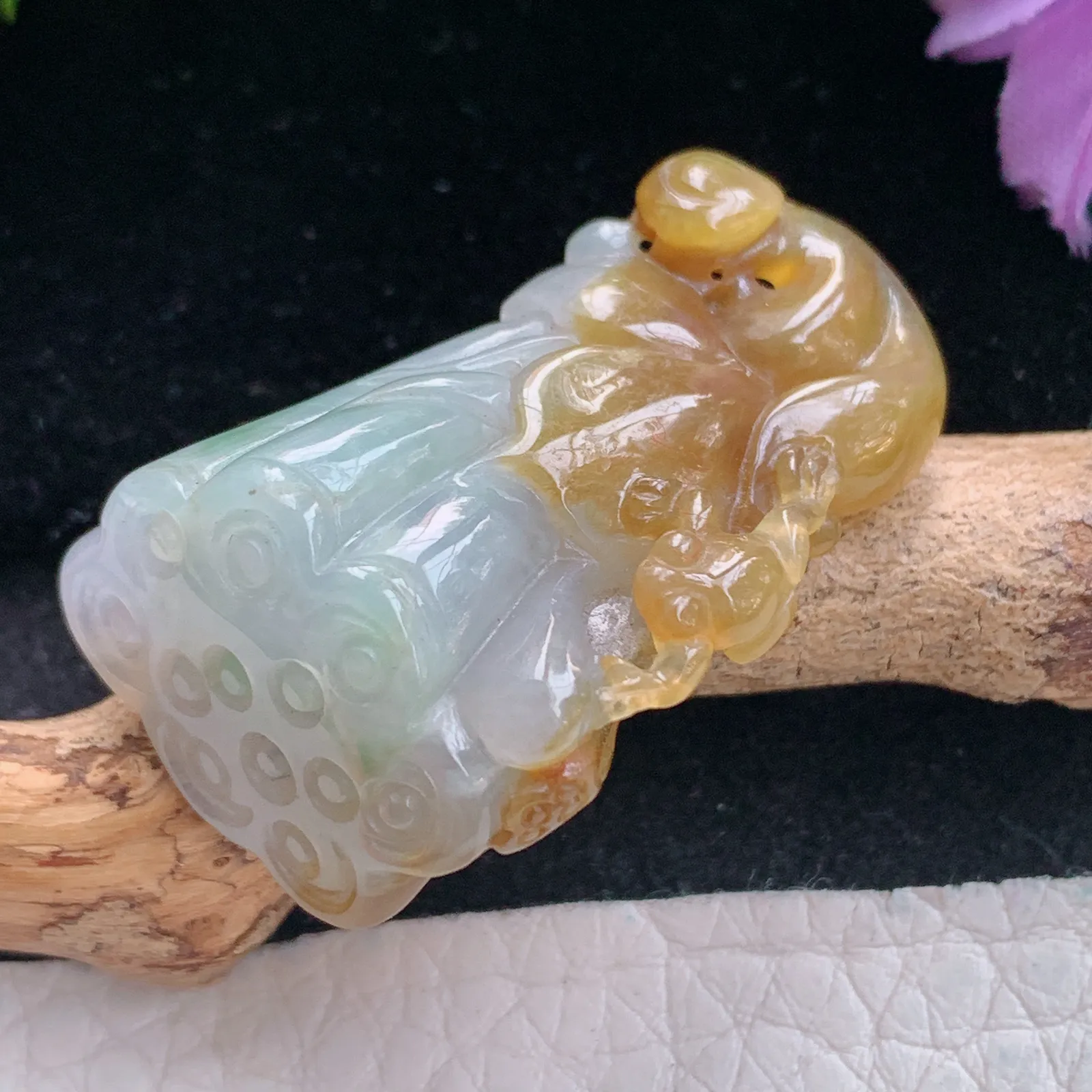 yn实拍36*19.8*12.5缅甸翡翠精雕冰双彩莲蓬 福气满满玉吊坠 玉挂坠