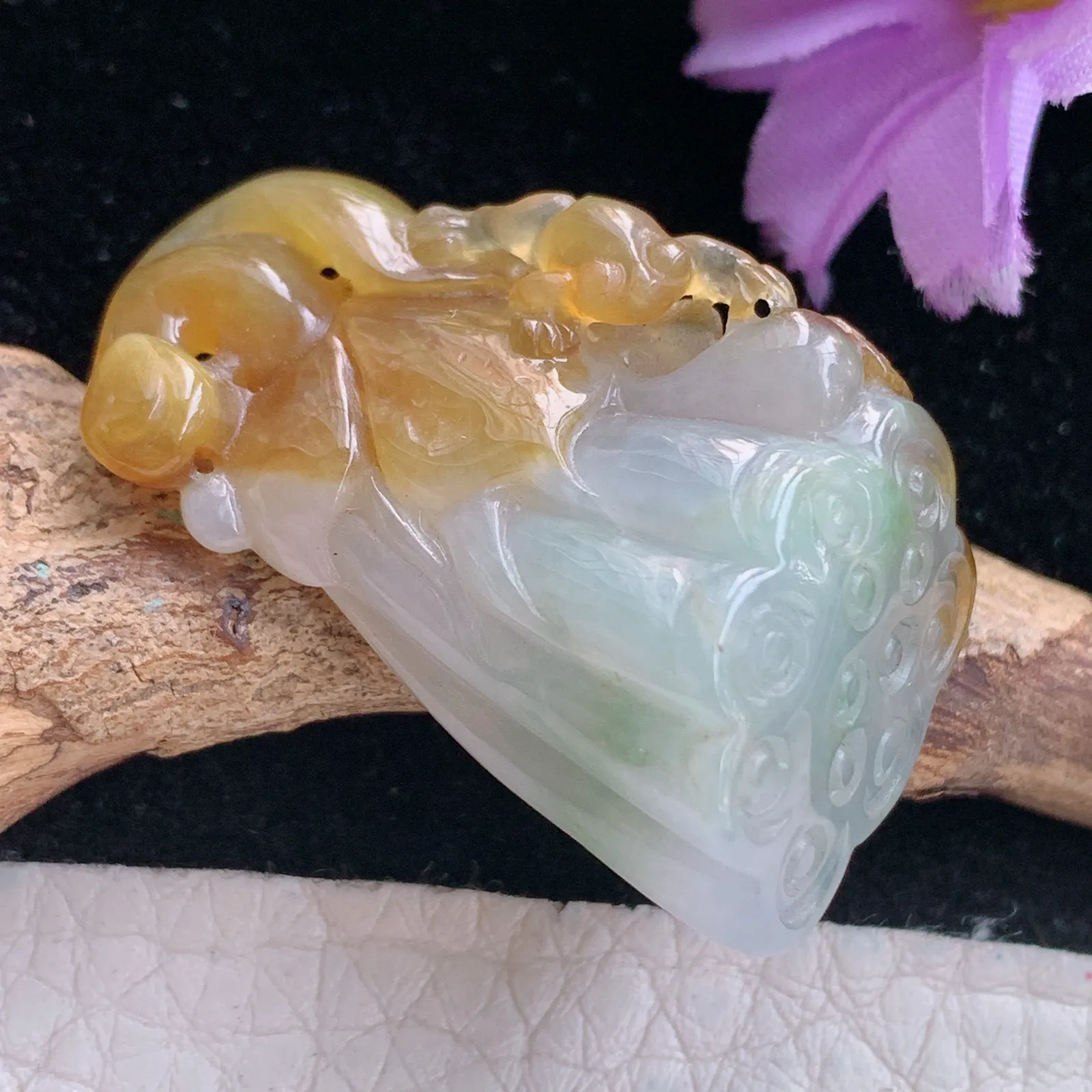 yn实拍36*19.8*12.5缅甸翡翠精雕冰双彩莲蓬 福气满满玉吊坠 玉挂坠