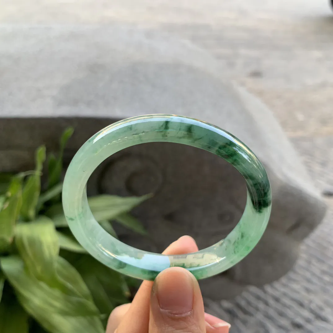 圈口 55.7-49-11-6.9【飘绿花贵妃手镯】贵妃55 56可戴