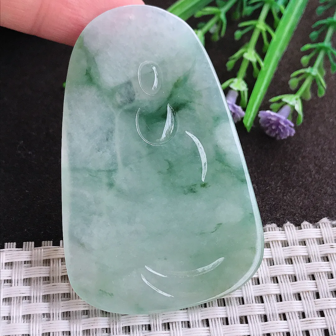 实拍A货翡翠65.6/42.5/5.5老坑冰胶水灵冰飘花大日如来佛吊坠翡翠玉牌挂件