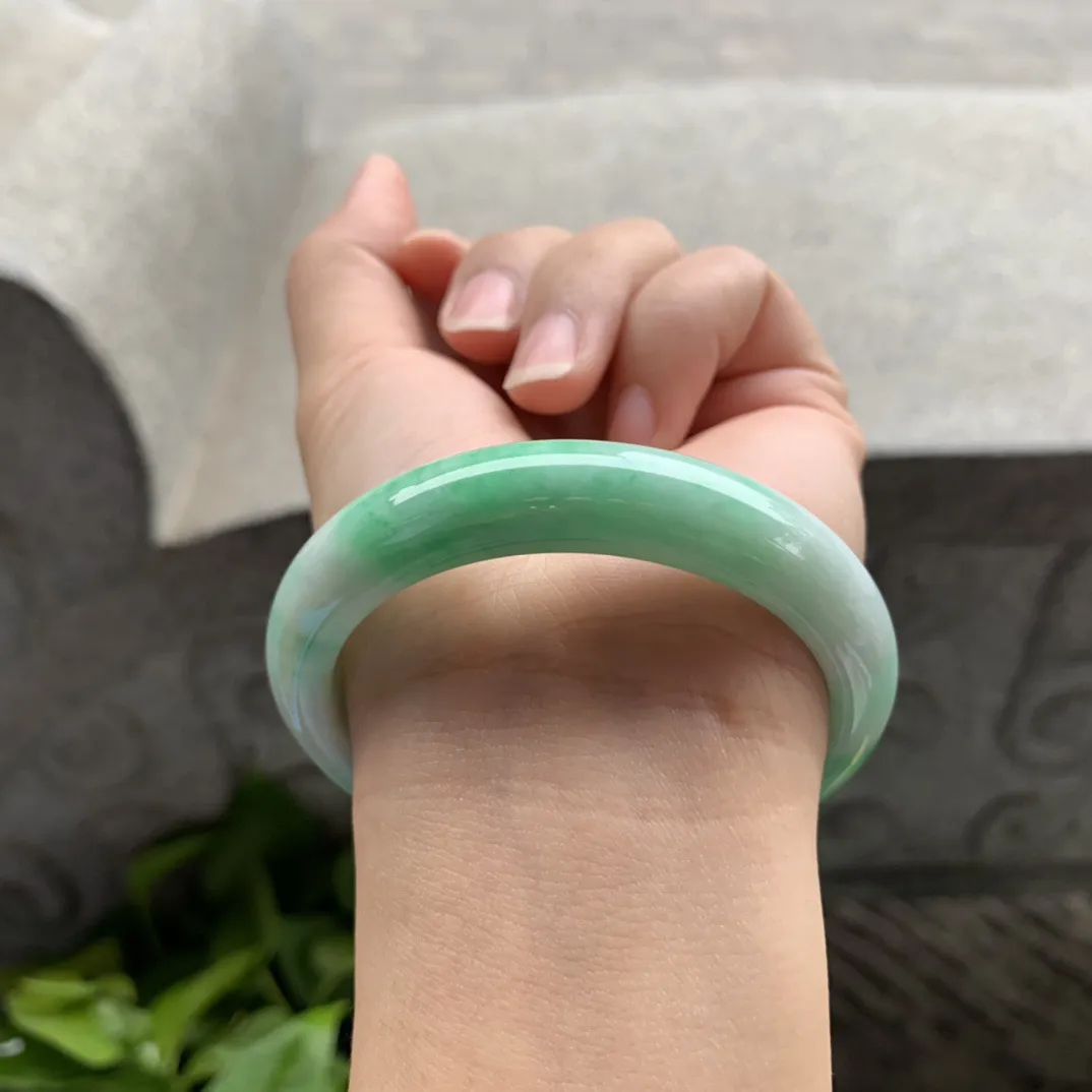 小圈口53.5-11.6-7.6 【飘绿正圈手镯】正圈53 54可戴