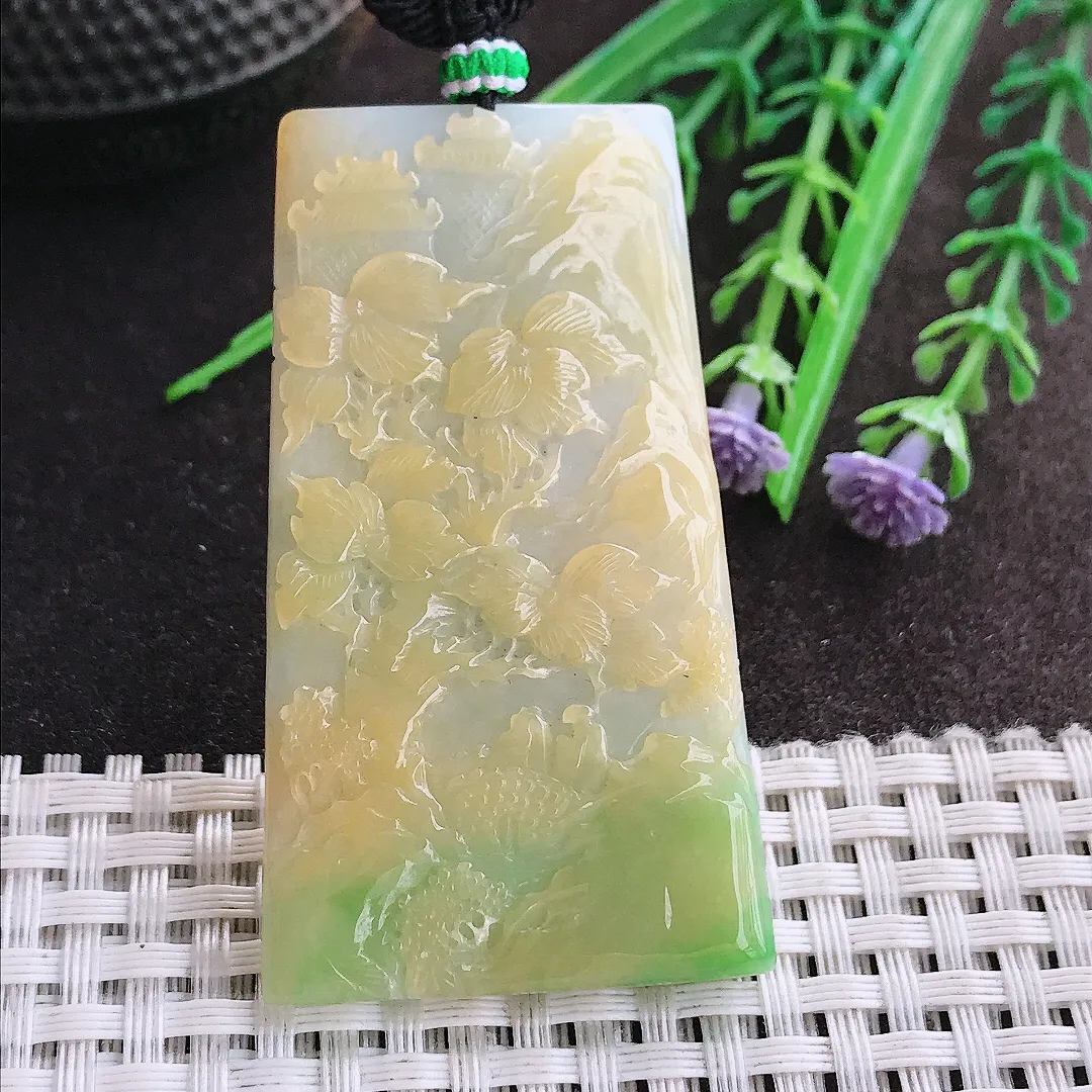 实拍A货翡翠58/33.5/6老坑精美冰润三彩黄翡山水牌吊坠翡翠玉牌挂件