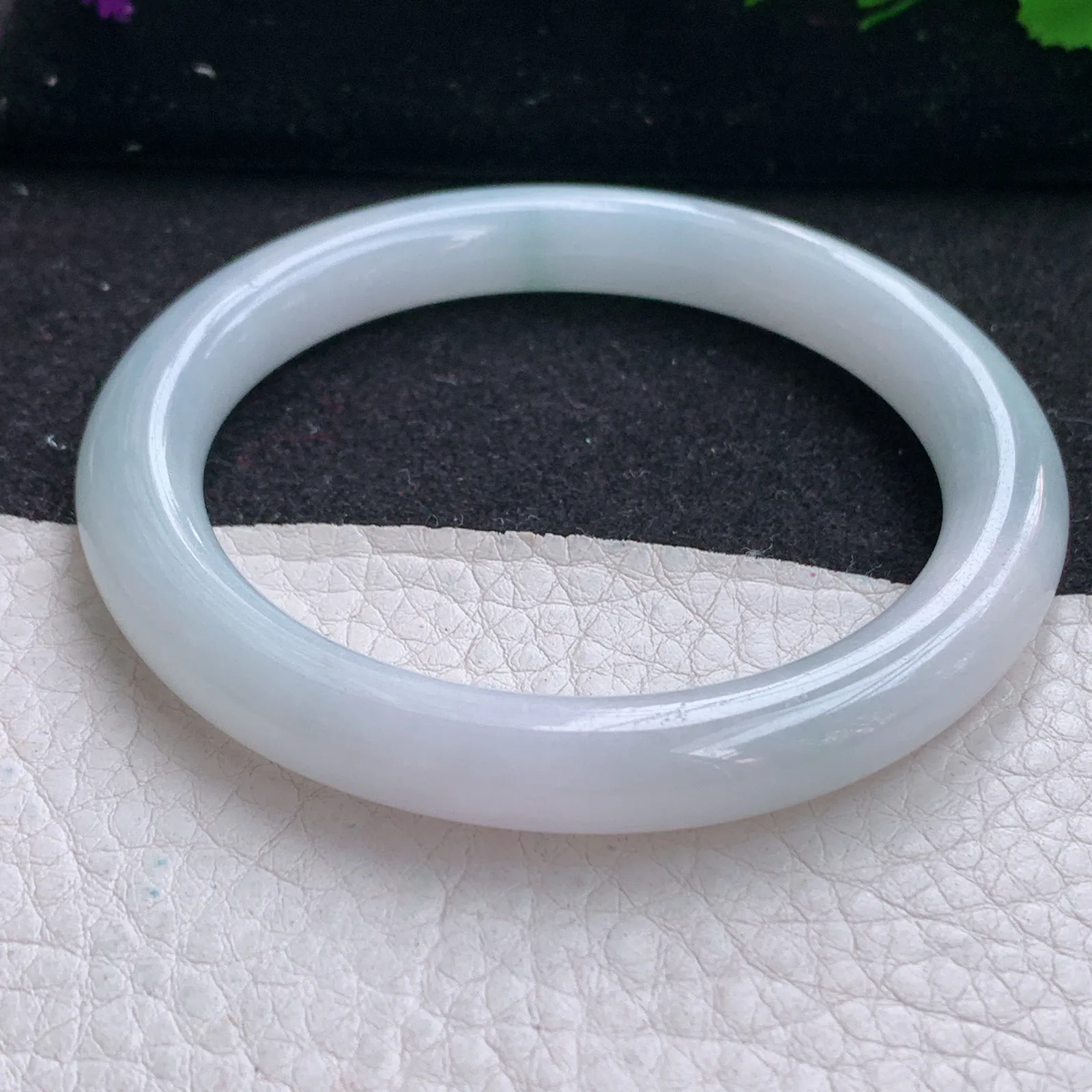 nr实拍55*8.3*8.8美人镯 缅甸翡翠a货玉手镯飘花圆条玉手环 叮当镯