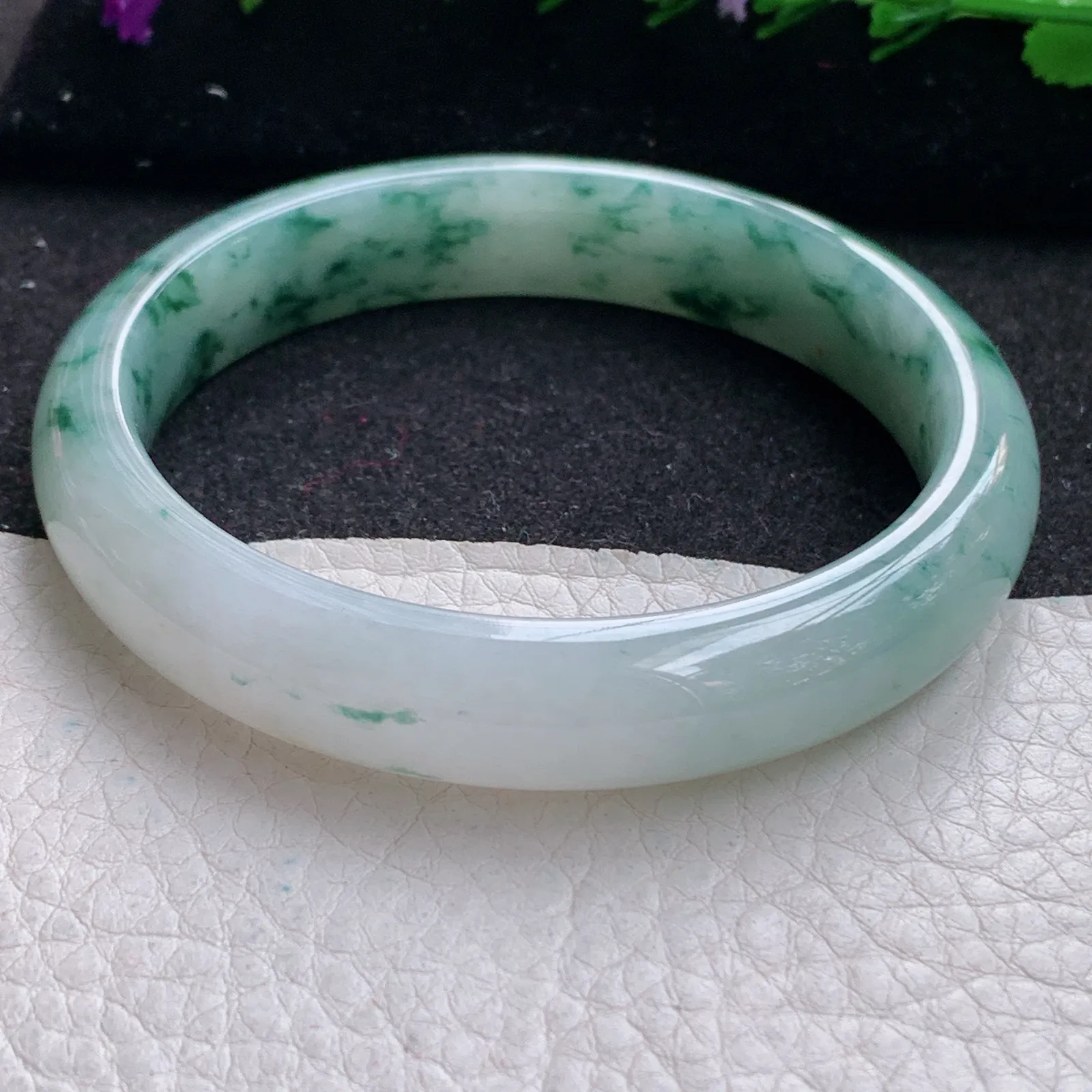 hh实拍59*12.3*8平安镯 缅甸翡翠精美冰飘花灵动宽边玉手镯 玉手环