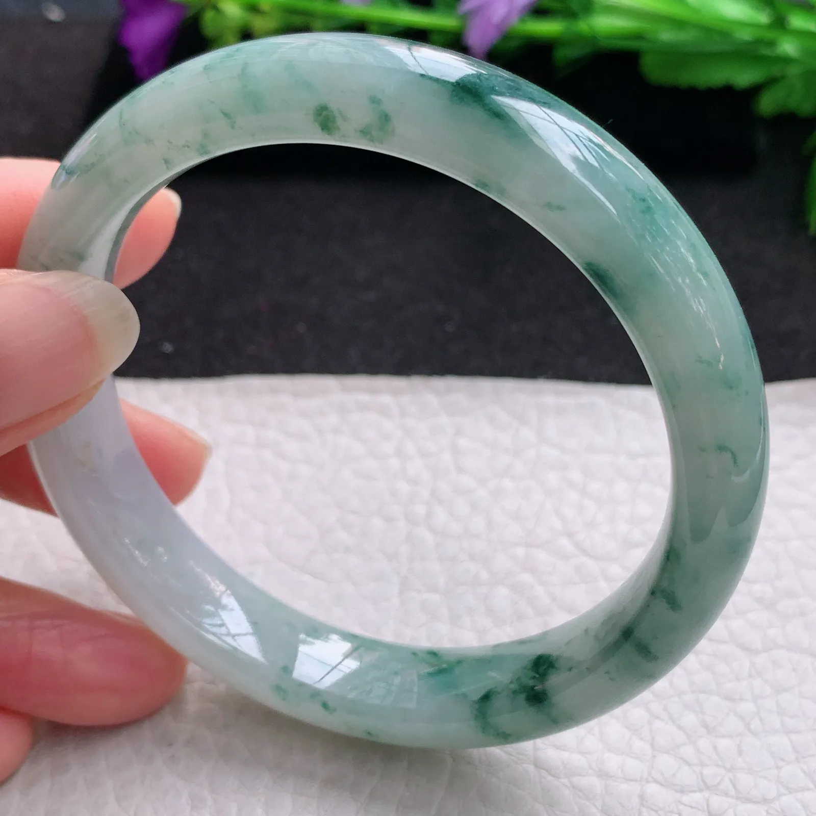 hh实拍59*12.3*8平安镯 缅甸翡翠精美冰飘花灵动宽边玉手镯 玉手环