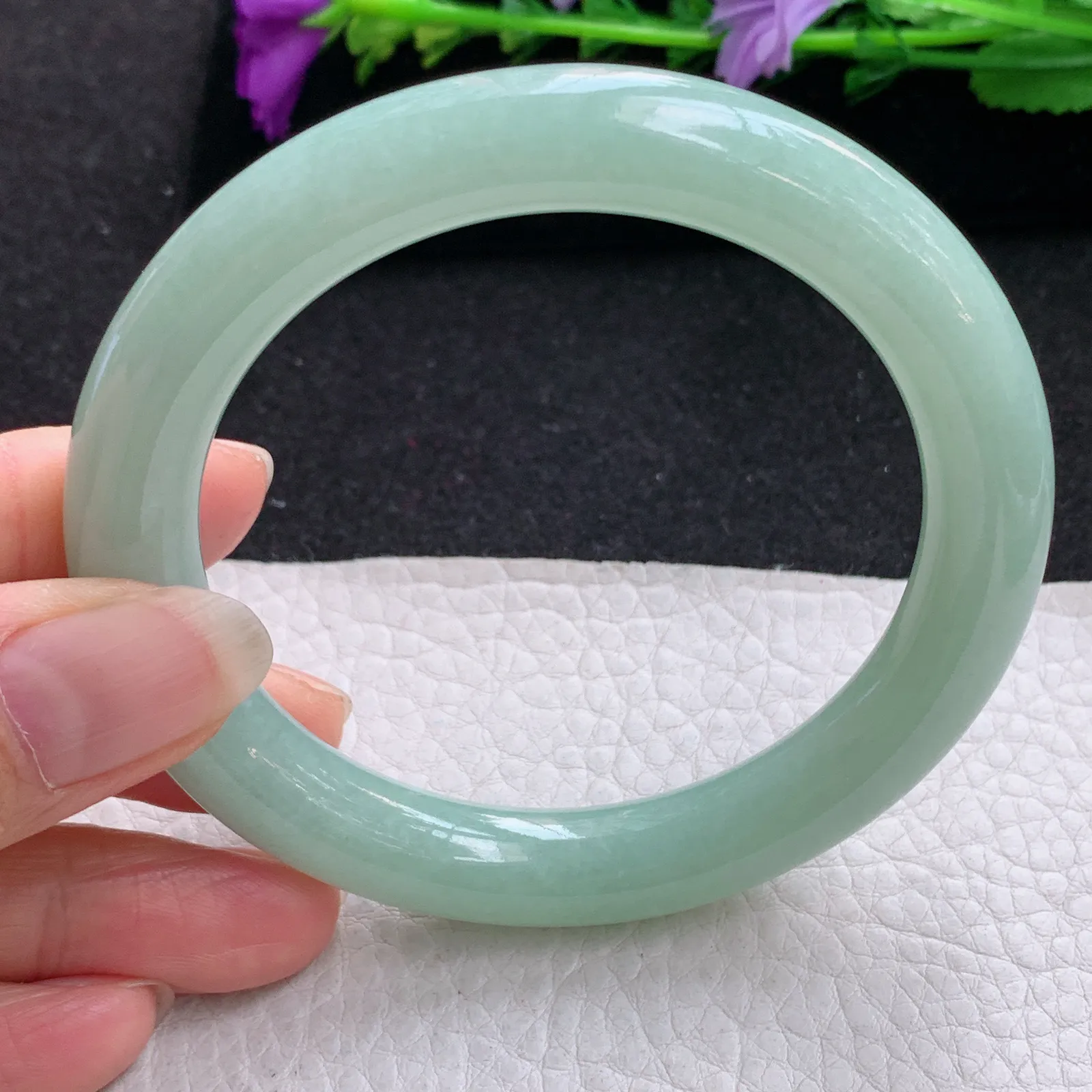 nr实拍58*10.5美人镯 缅甸翡翠a货玉手镯甜绿圆条玉手环 叮当镯