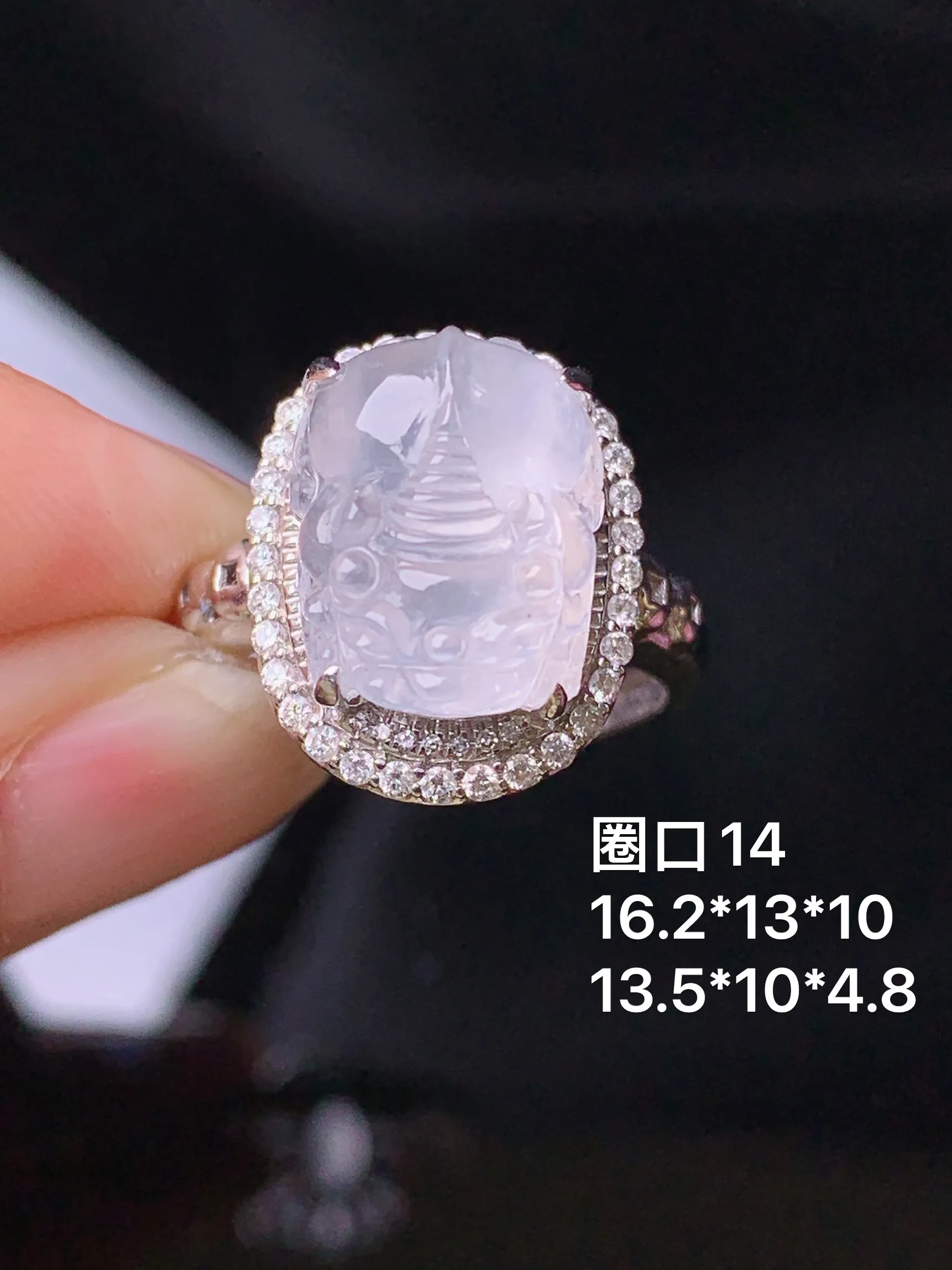 18金钻镶嵌冰种貔貅戒指 玉质细腻 色泽清新艳丽 圈口14 整体尺寸16.2*13*10