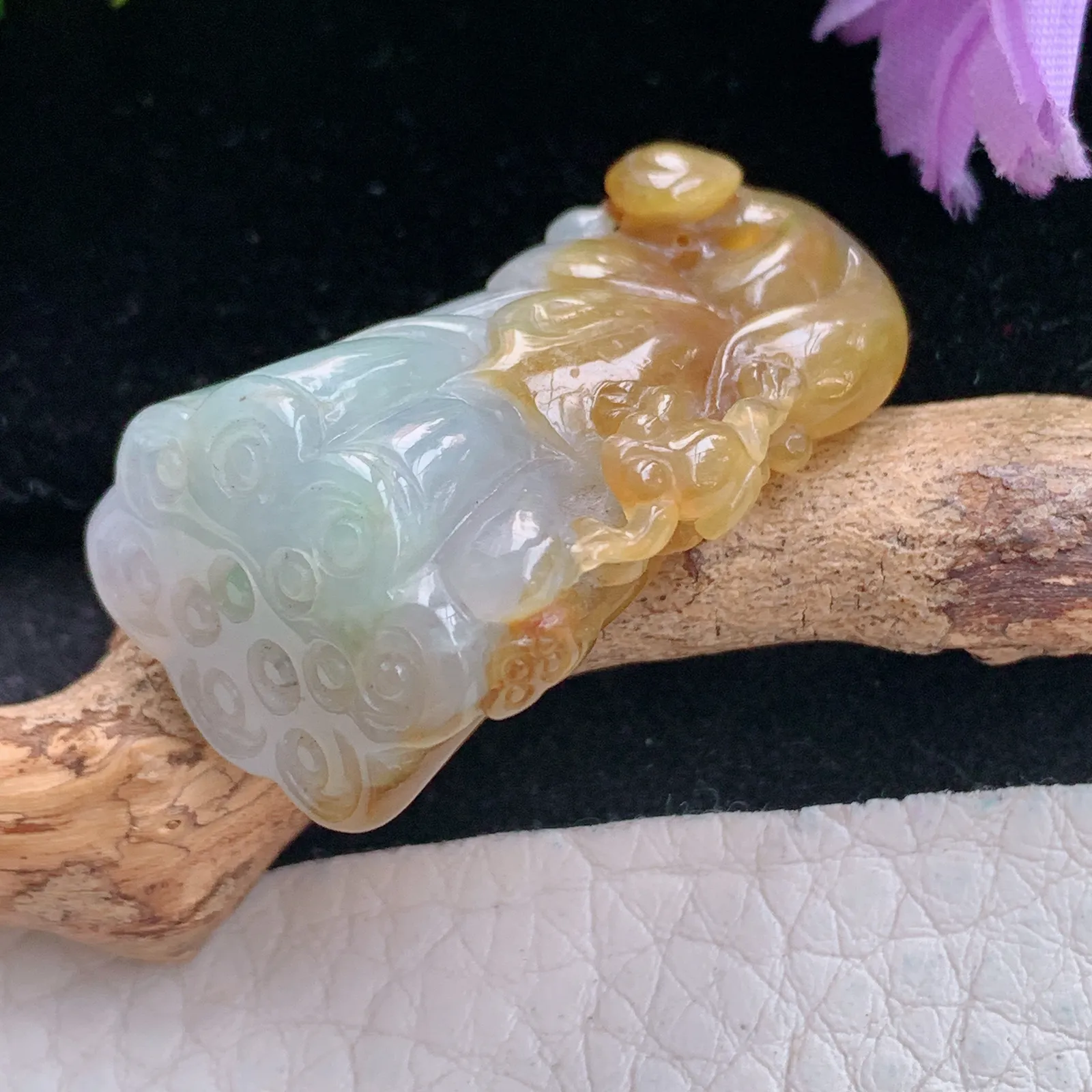 yn实拍36*19.8*12.5缅甸翡翠精雕冰双彩莲蓬 福气满满玉吊坠 玉挂坠