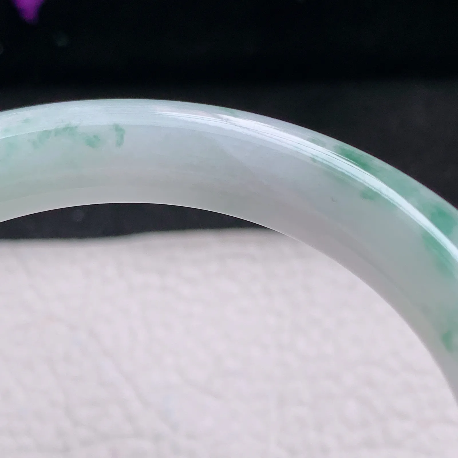 z实拍54*9.9*9.5美人镯 缅甸翡翠精美冰飘花圆条玉手镯 内纹！不扣手