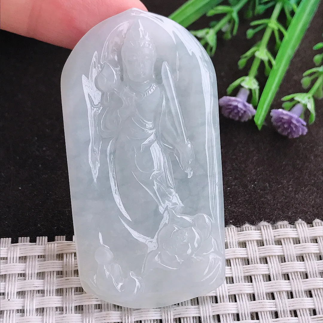 实拍A货翡翠64/33.5/5老坑冰纯起胶月光白虚空藏菩萨吊坠翡翠玉观音挂件